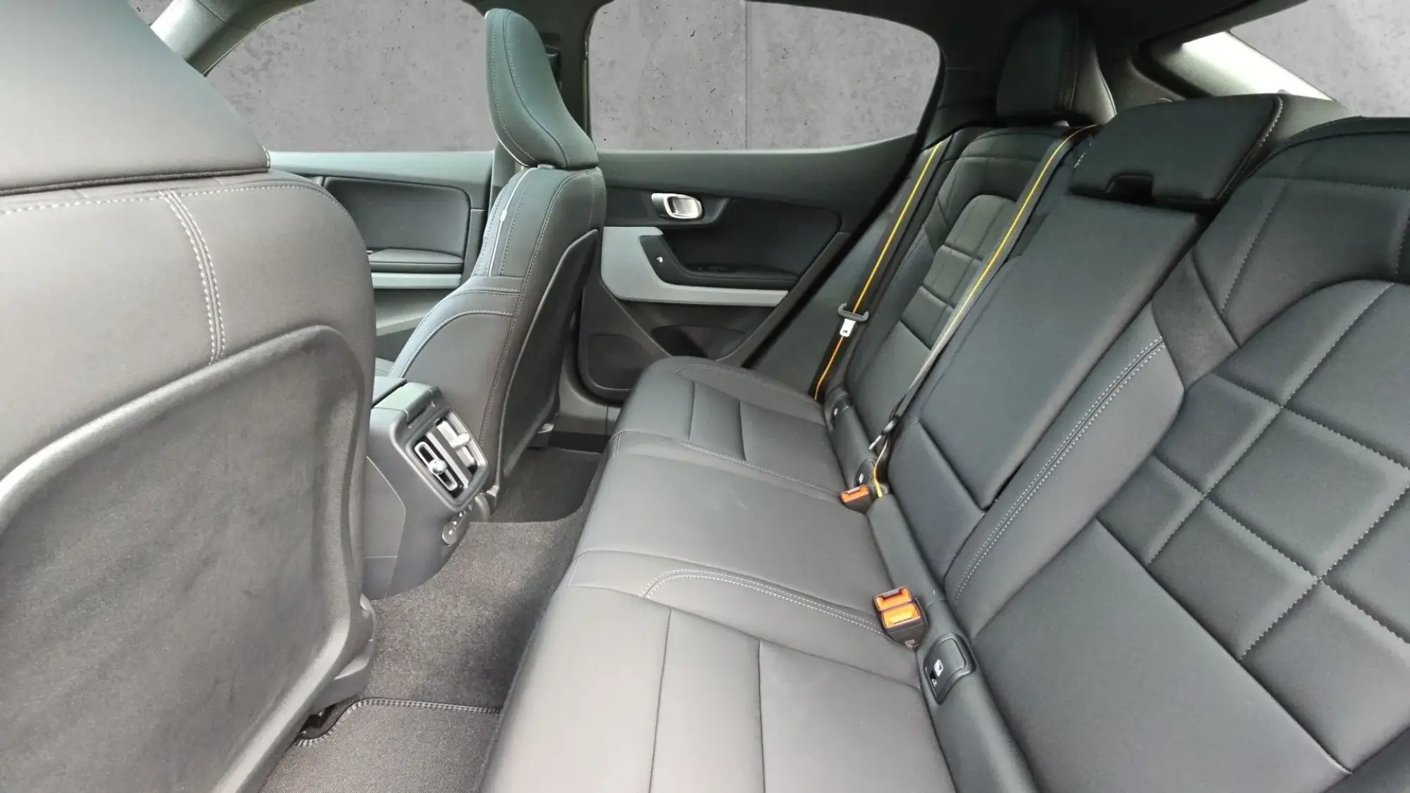 Polestar 2 Image 22