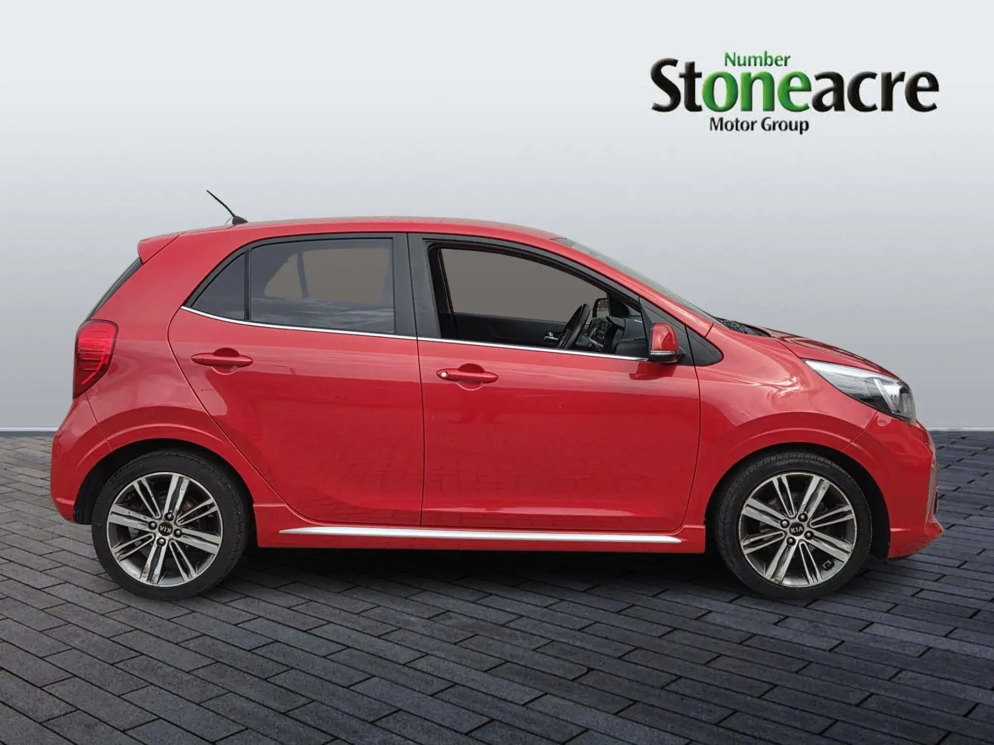 Kia Picanto 1.0 GT-Line Euro 6 5dr FV17YLS Image 2