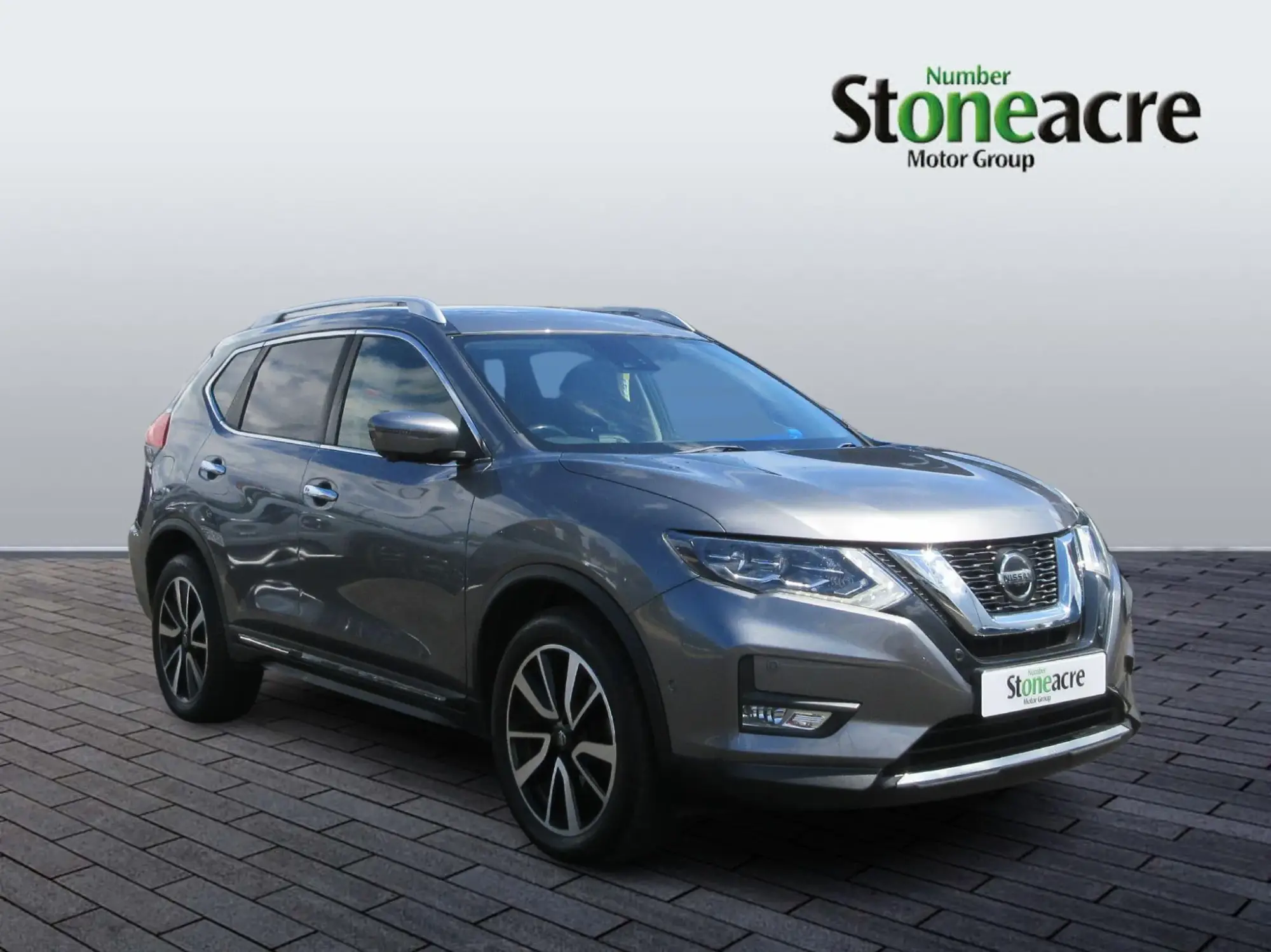 Nissan X-Trail 1.7 dCi Tekna 4WD Euro 6 (s/s) 5dr FY19KYE Image 1