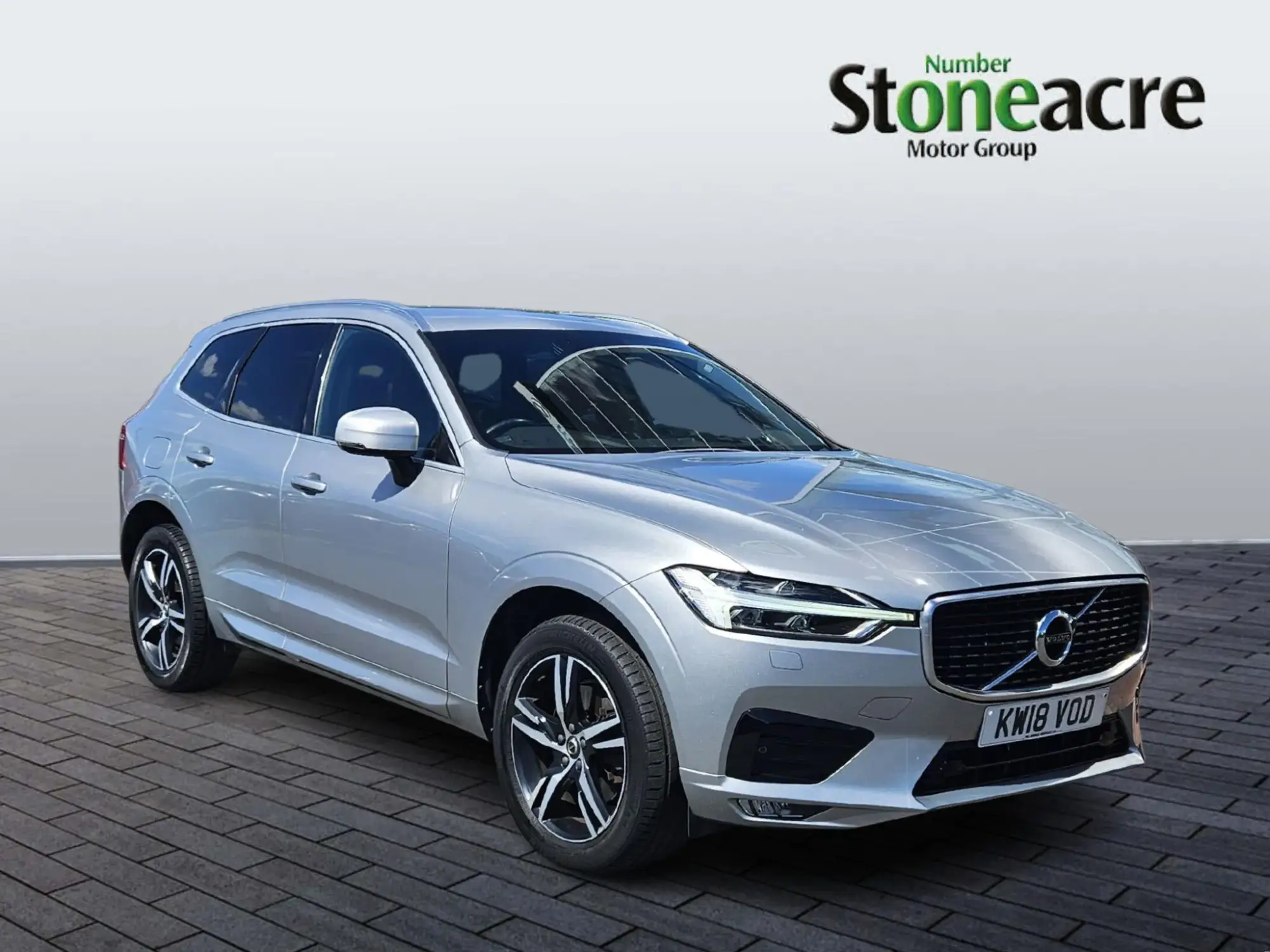 Volvo XC60 2.0 D5 PowerPulse R-Design Auto AWD Euro 6 (s/s) 5dr KW18VOD Image 1