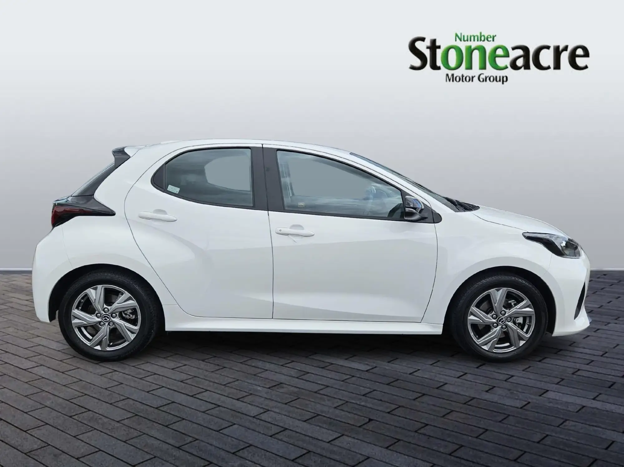 Mazda 2 Hybrid 1.5h Exclusive-Line CVT Euro 6 (s/s) 5dr NK24OOW Image 2