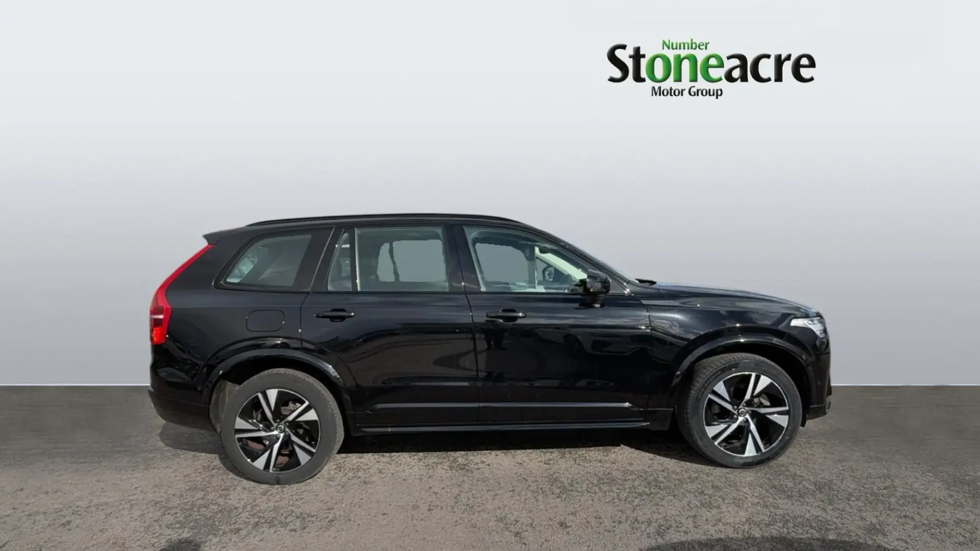 Volvo XC90 2.0 B5D [235] Plus Dark 5dr AWD Geartronic BL22YHO Image 3