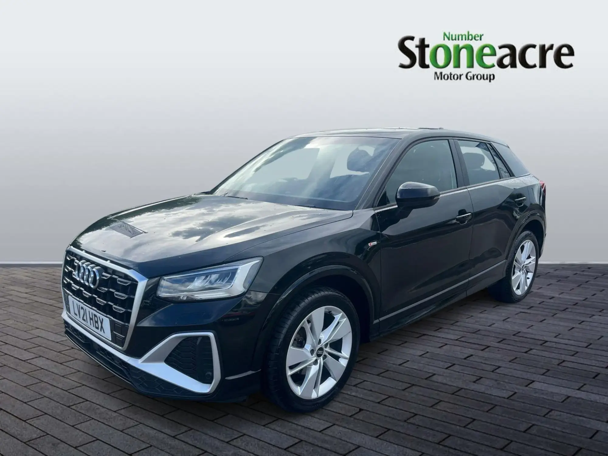Audi Q2 1.5 TFSI CoD 35 S line S Tronic Euro 6 (s/s) 5dr LV21HBX Image 1
