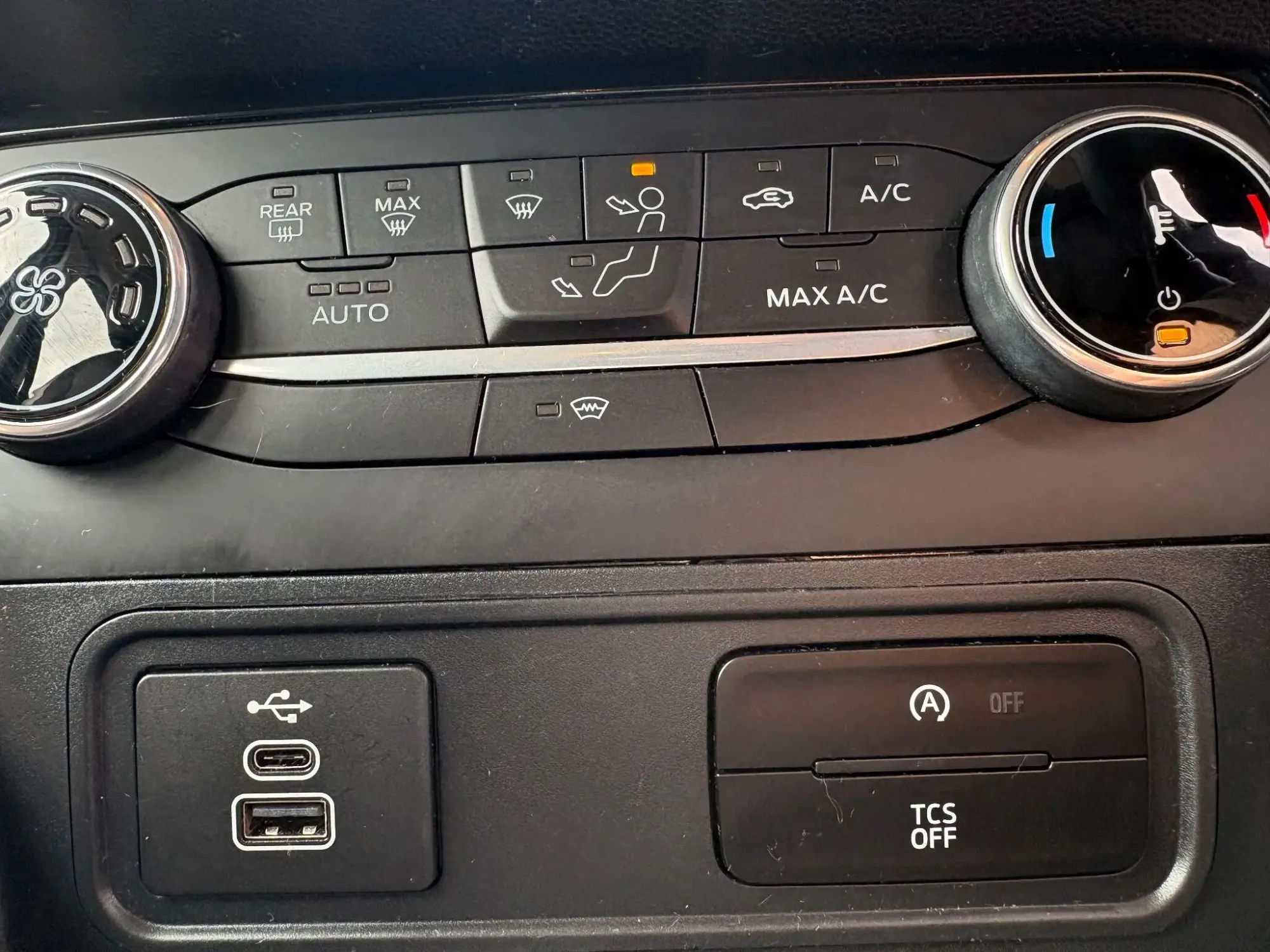 Ford EcoSport Image 17