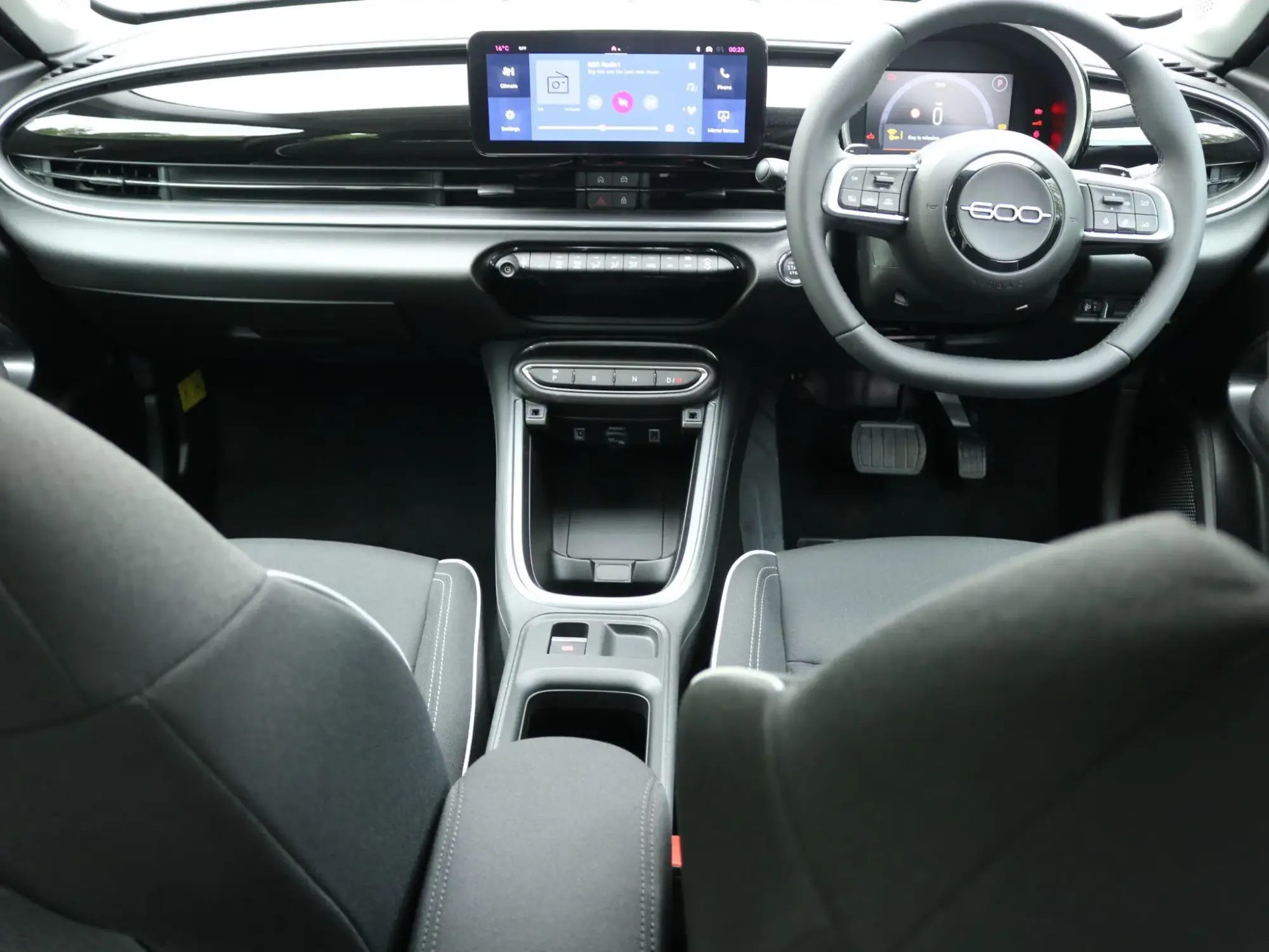 Fiat 600 Petrol Image 13