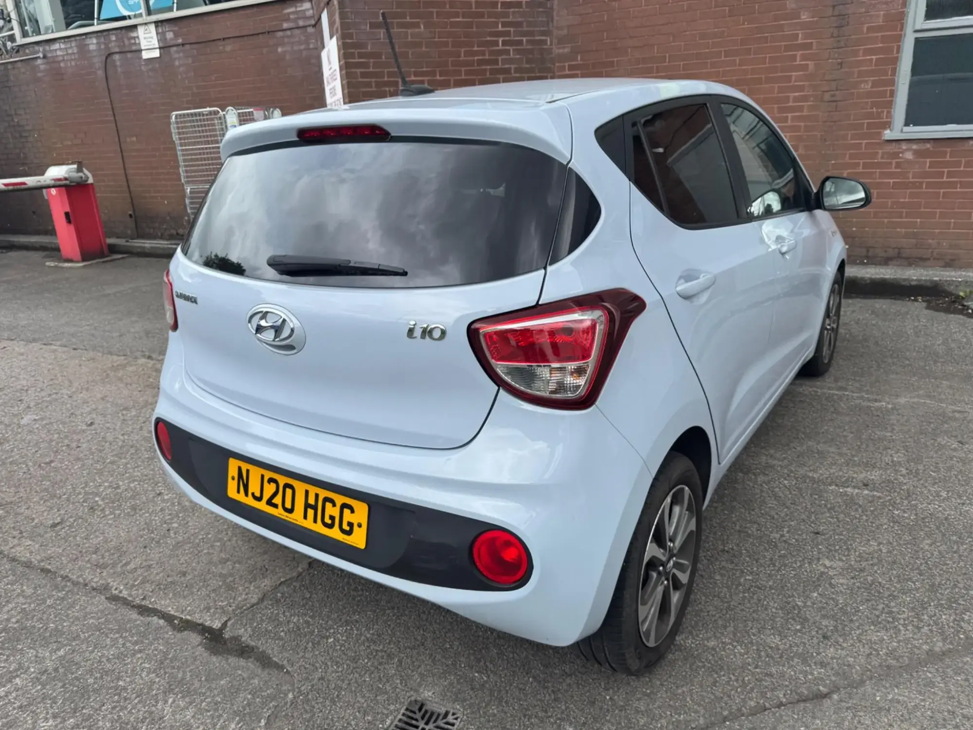 Hyundai i10 Image 6