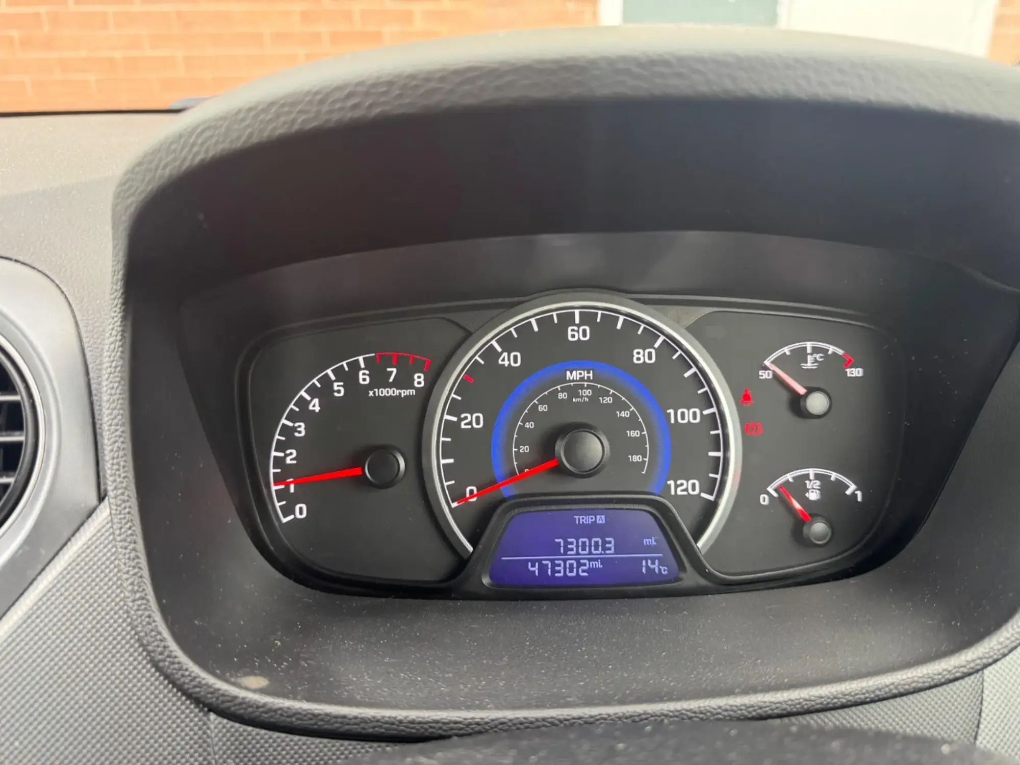 Hyundai i10 Image 17