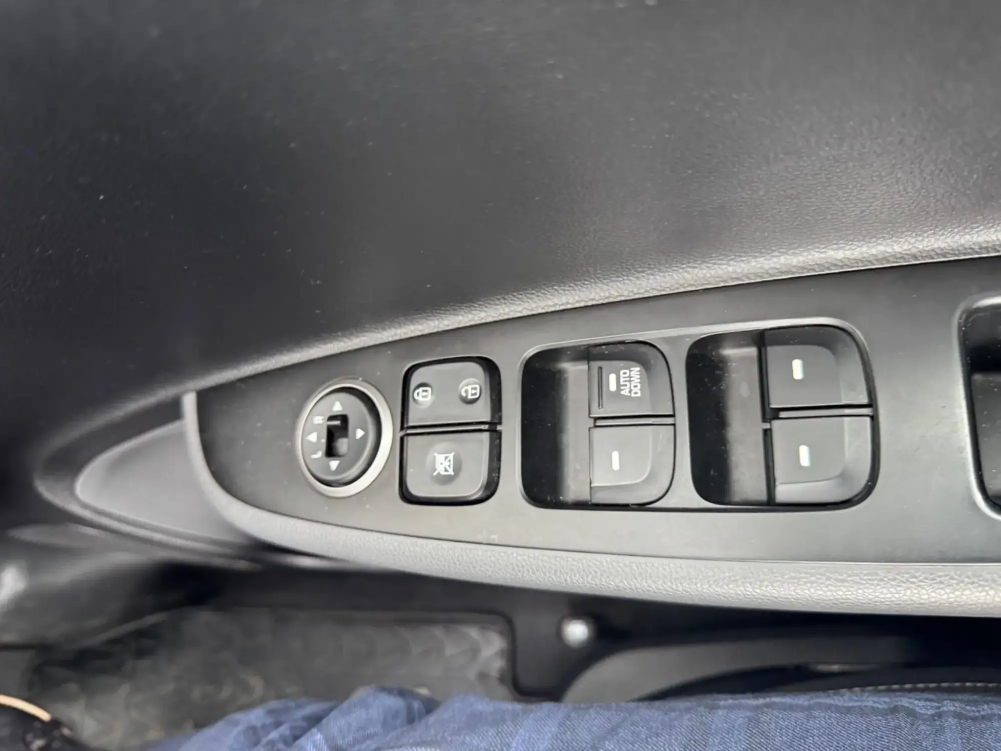 Hyundai i10 Image 18