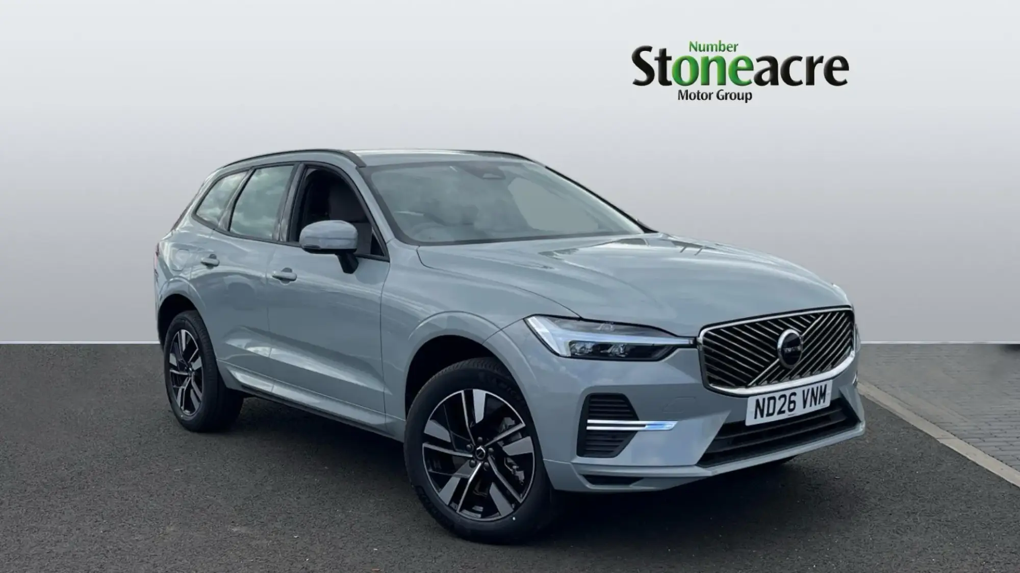 Volvo XC60 2.0 B5 MHEV Core Auto AWD Euro 6 (s/s) 5dr ND26VNM Image 1