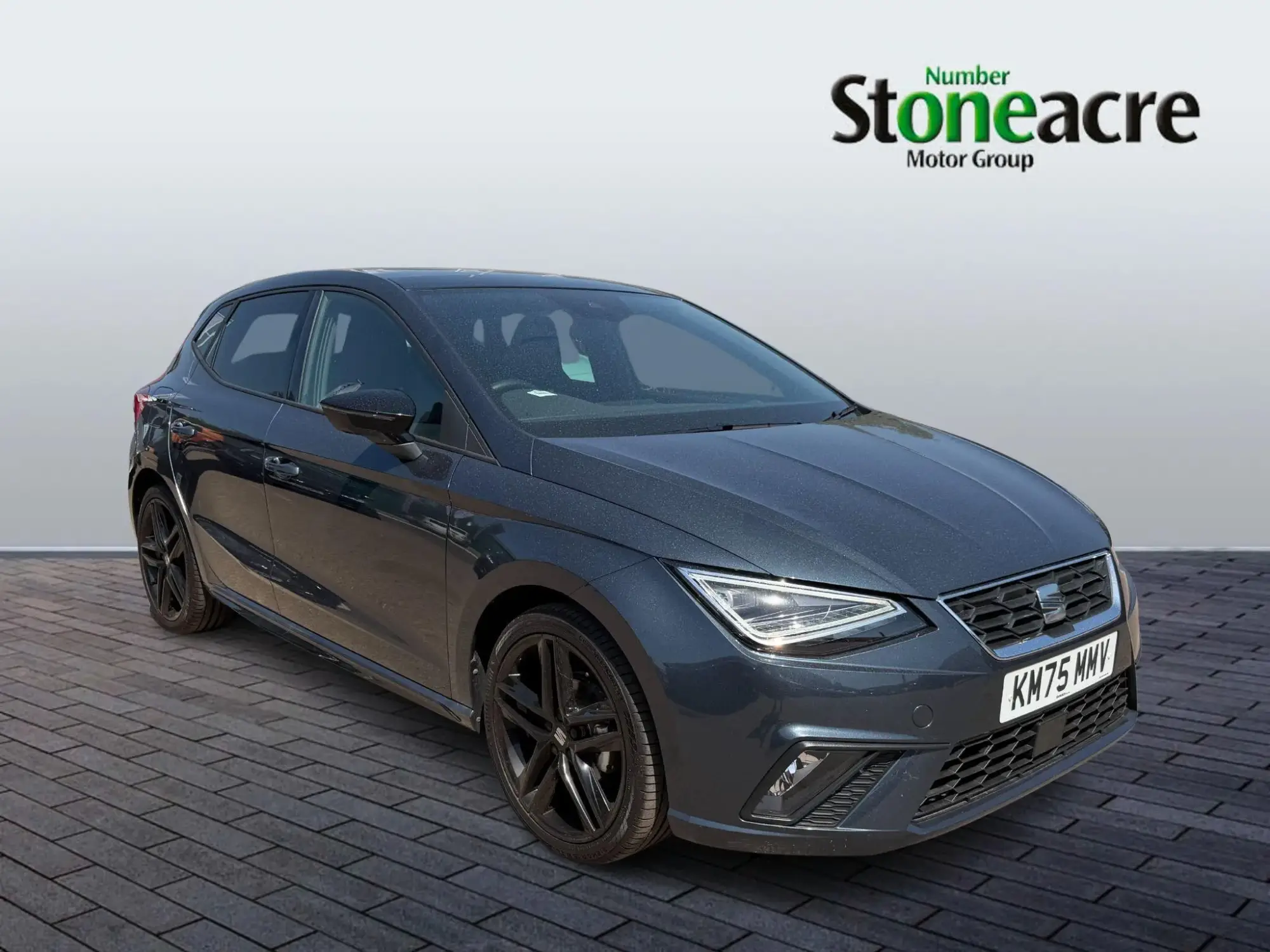 SEAT Ibiza 1.0 TSI FR Black Edition Euro 6 (s/s) 5dr KM75MMV Image 1