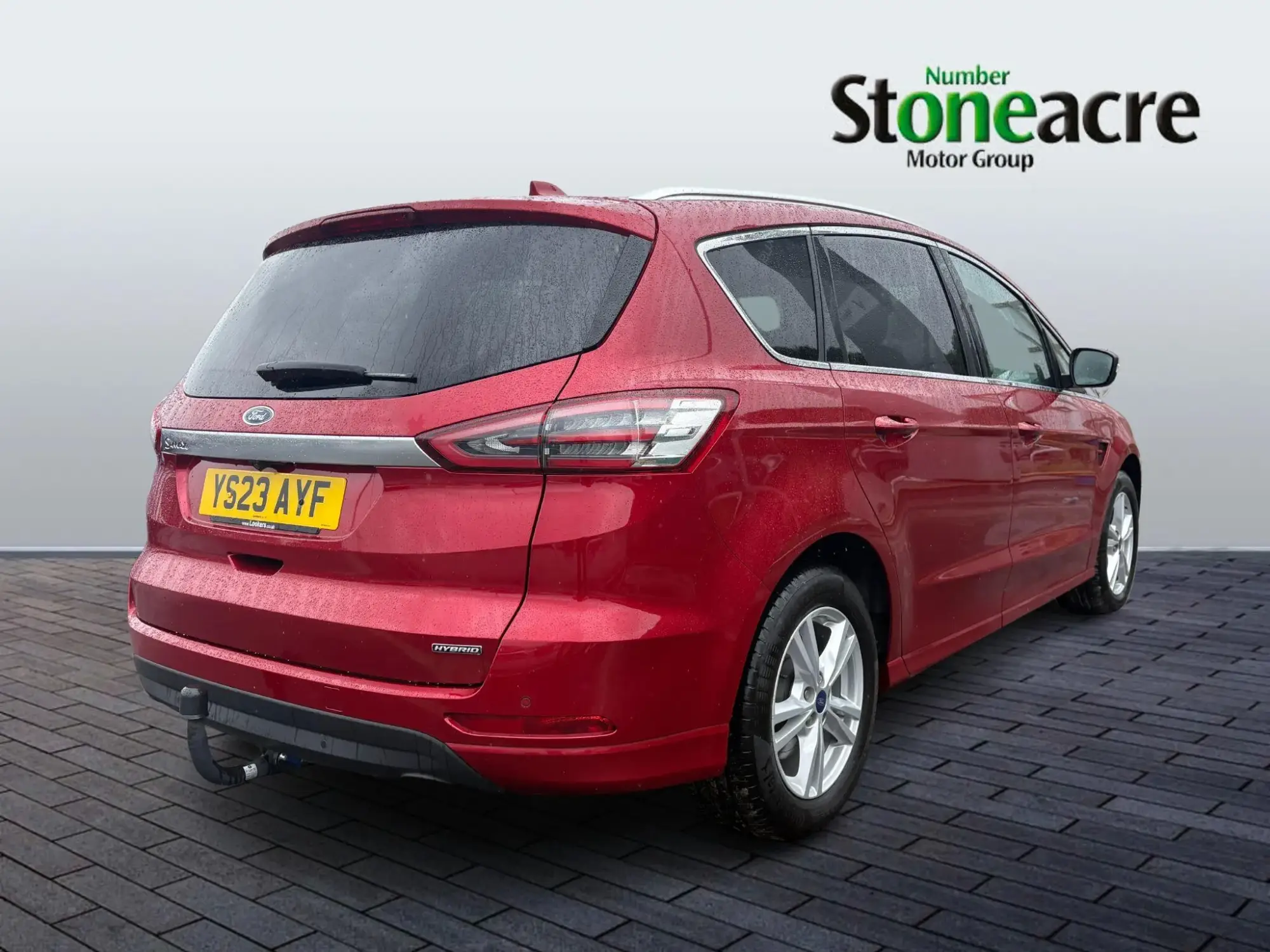 Ford S-Max 2.5h Duratec Titanium CVT Euro 6 (s/s) 5dr YS23AYF Image 3