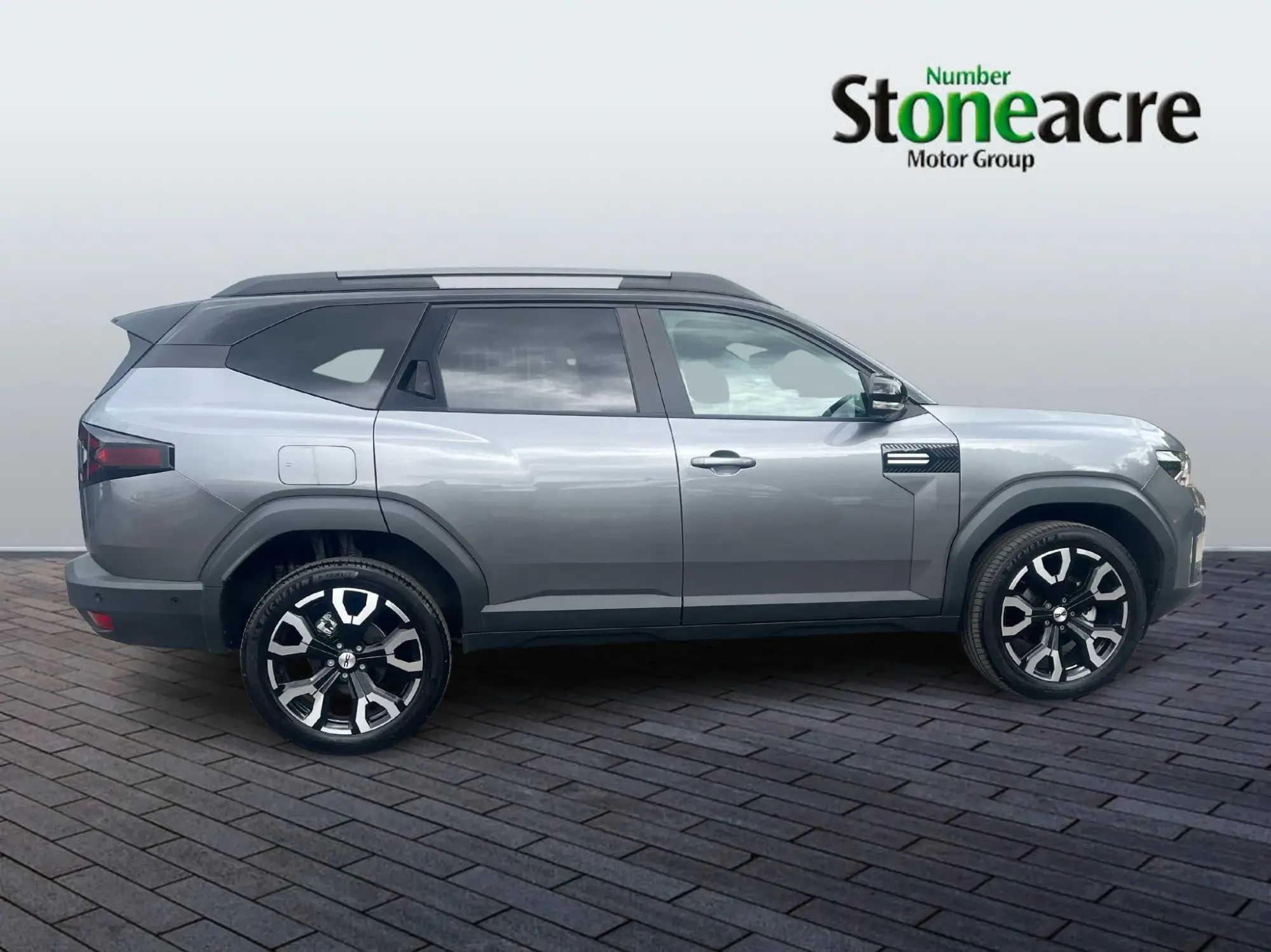 Dacia Bigster 1.2 TCe MHEV Journey Euro 6 (s/s) 5dr FV25UDW Image 2
