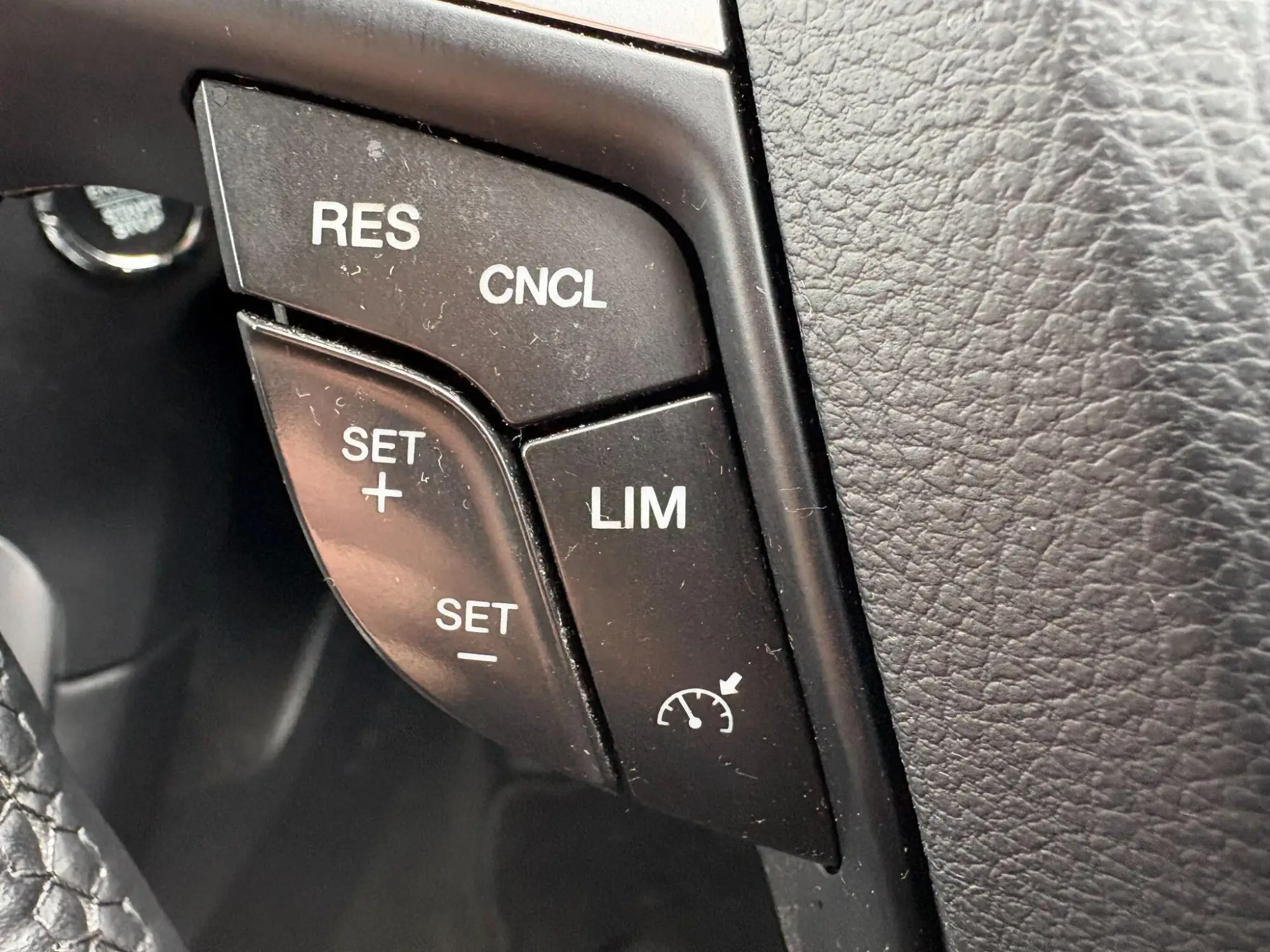 Ford S-Max Image 22 Ford S-Max Image 22