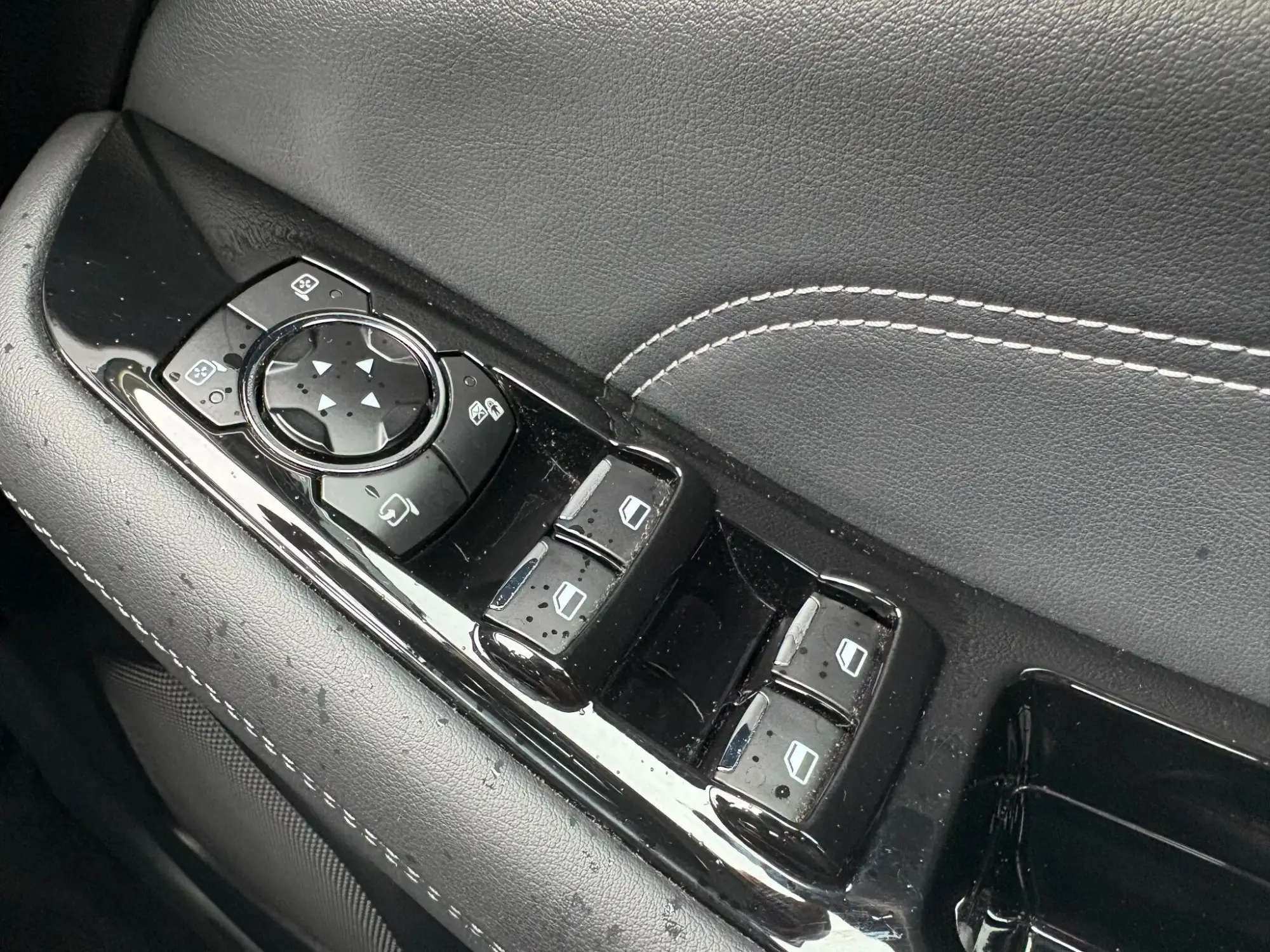 Ford S-Max Image 27 Ford S-Max Image 27