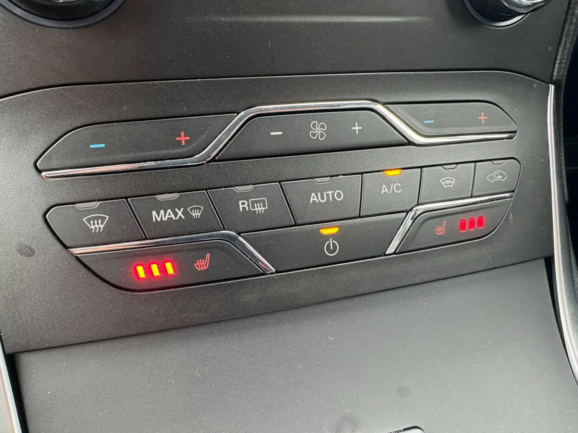 Ford S-Max Image 33 Ford S-Max Image 33