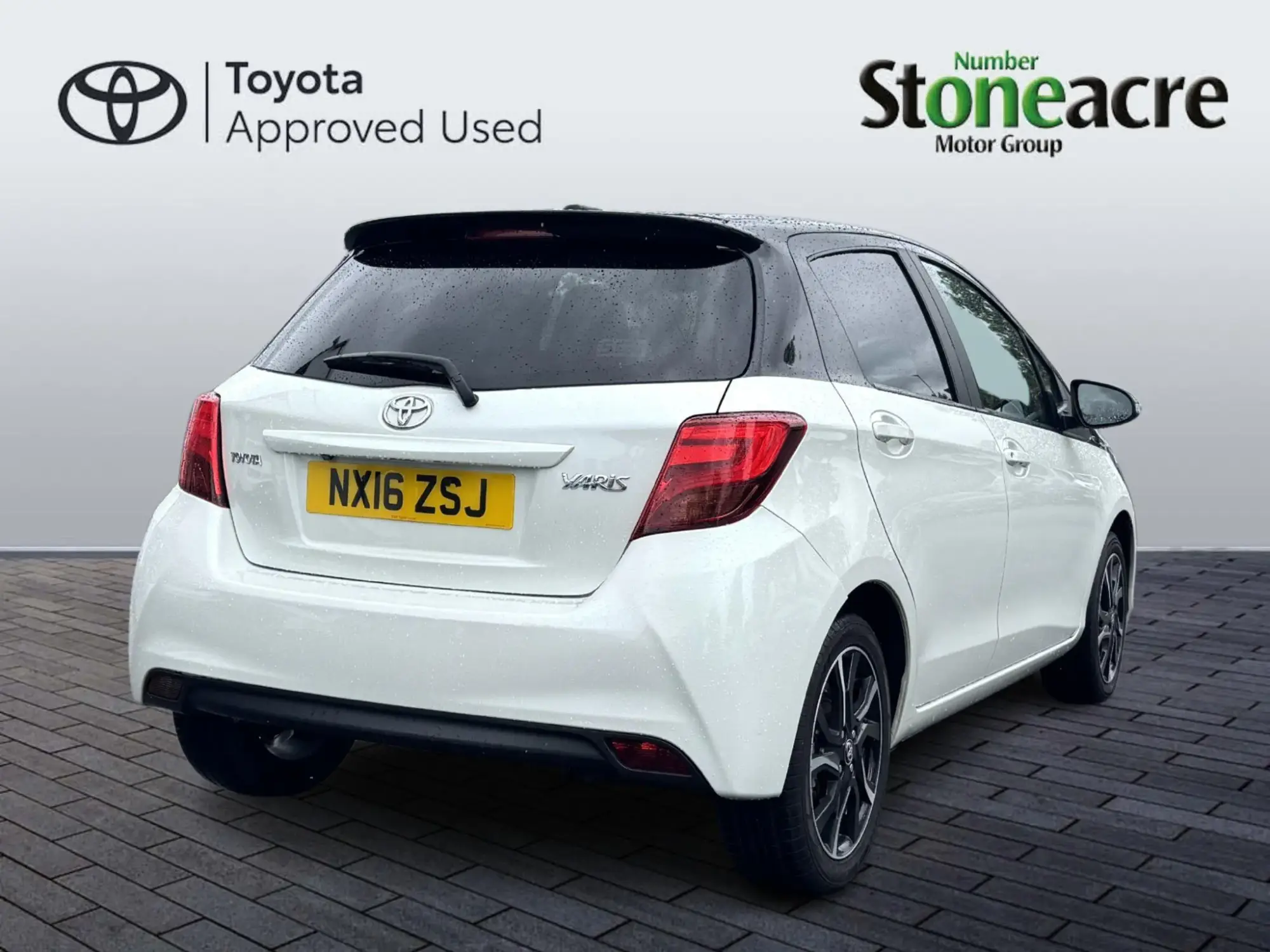 Toyota Yaris Image 3