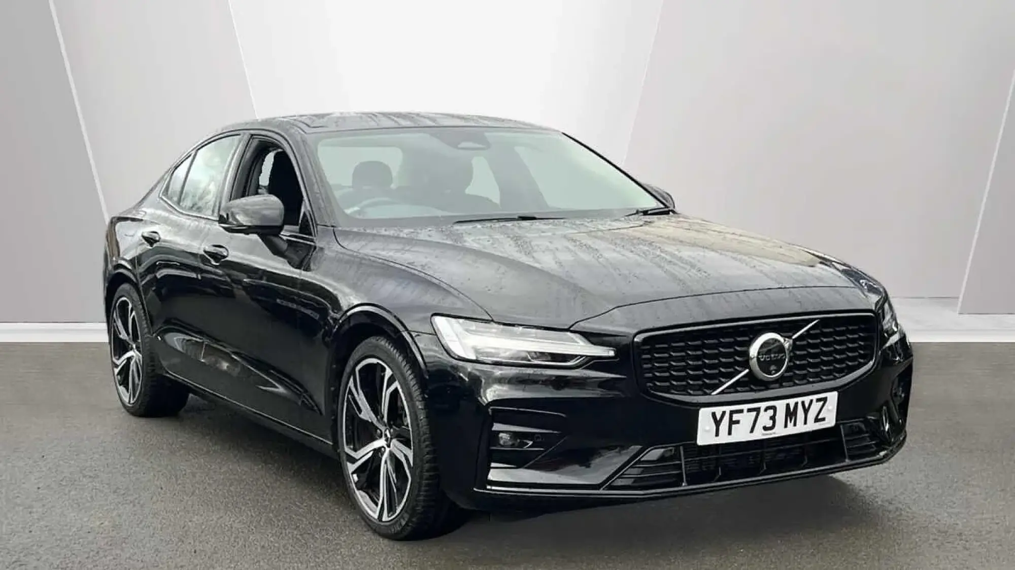 Volvo S60 2.0 B5P Plus Dark 4dr AWD Auto YF73MYZ Image 1
