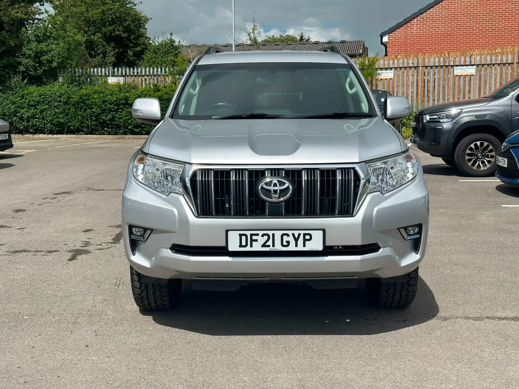 Toyota Land Cruiser Image 17 Toyota Land Cruiser Image 17
