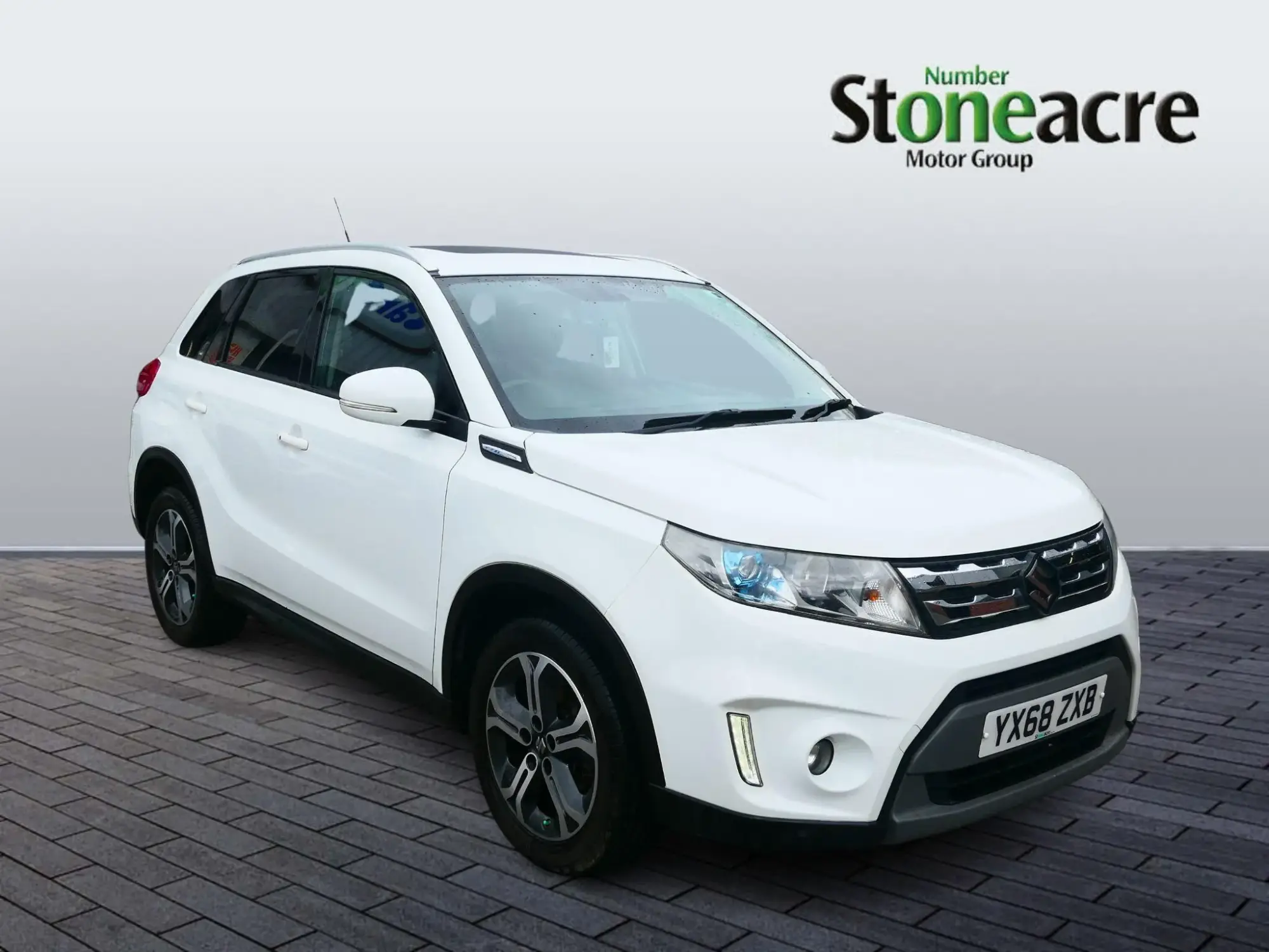 Suzuki Vitara 1.6 SZ5 5dr YX68ZXB Image 1