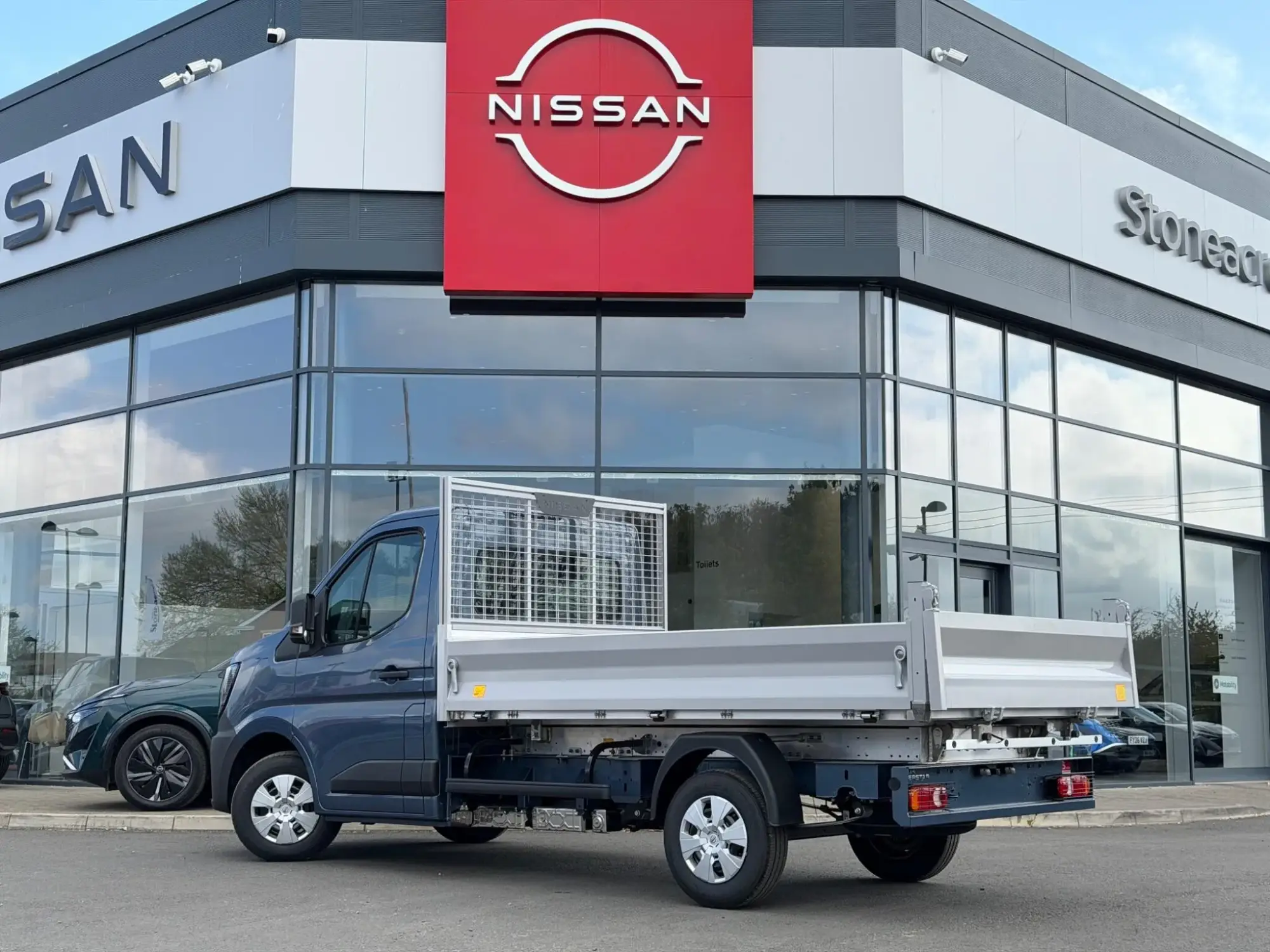 Nissan Interstar Image 3