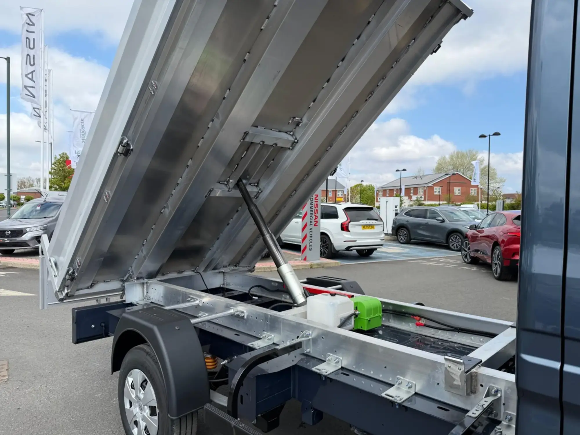Nissan Interstar Image 8