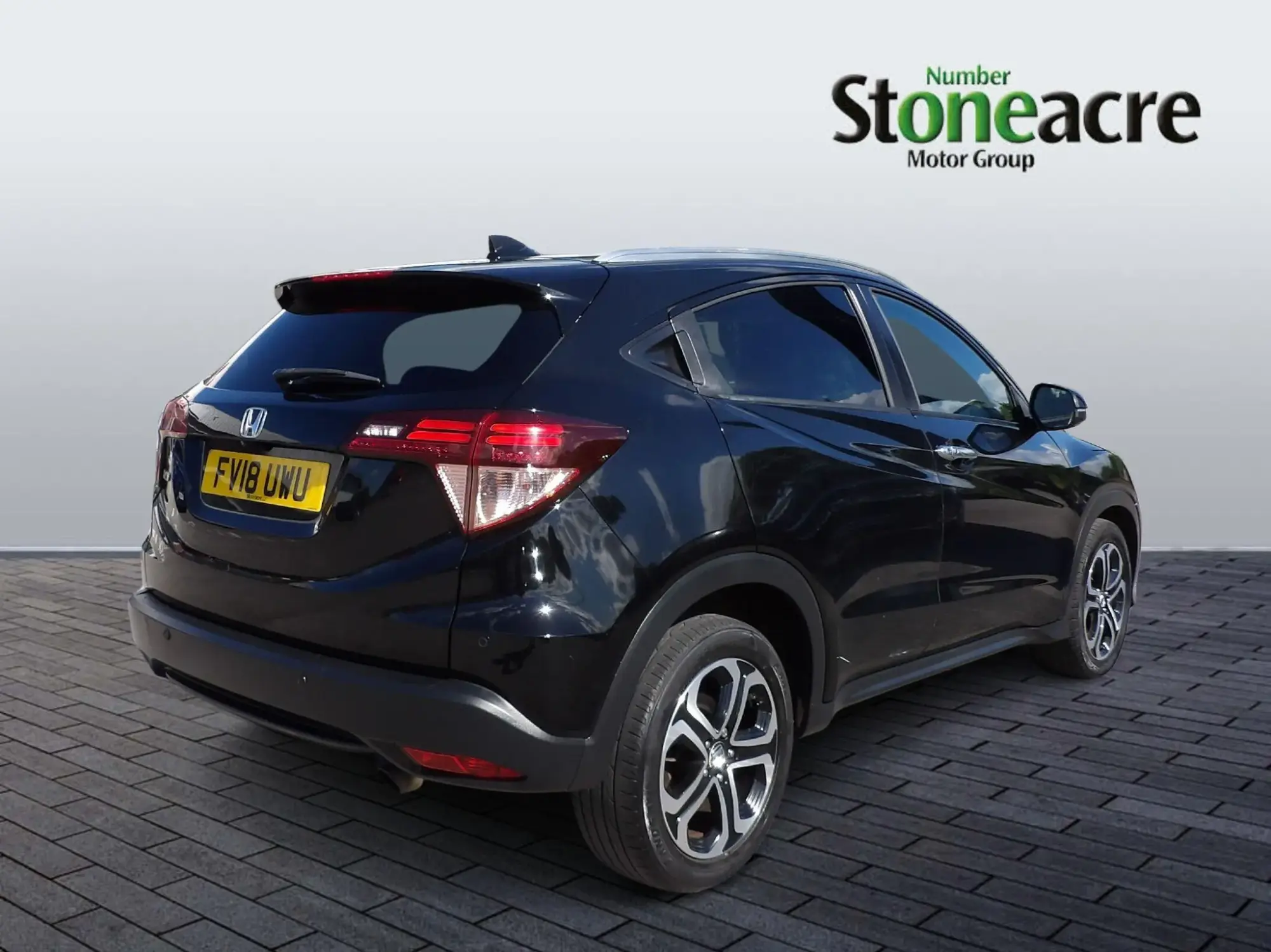 Honda HR-V 1.5 i-VTEC EX Euro 6 (s/s) 5dr FV18UWU Image 3