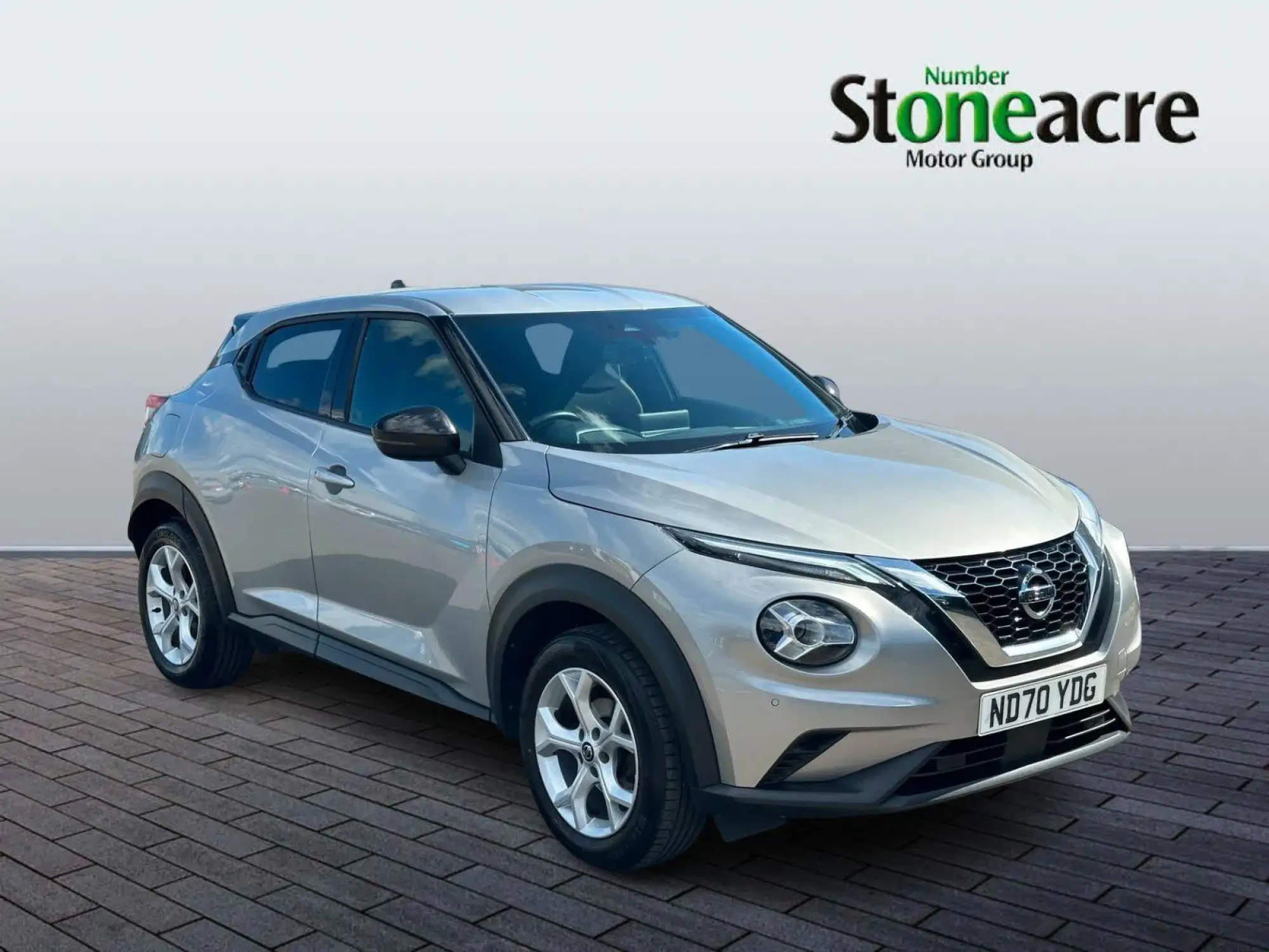 Nissan Juke 1.0 DiG-T N-Connecta 5dr ND70YDG Image 1