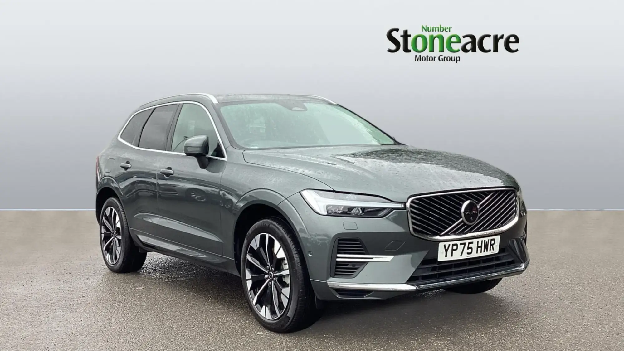 Volvo XC60 2.0 T8 18.8kWh Ultra Bright Auto AWD Euro 6 (s/s) 5dr YP75HWR Image 1
