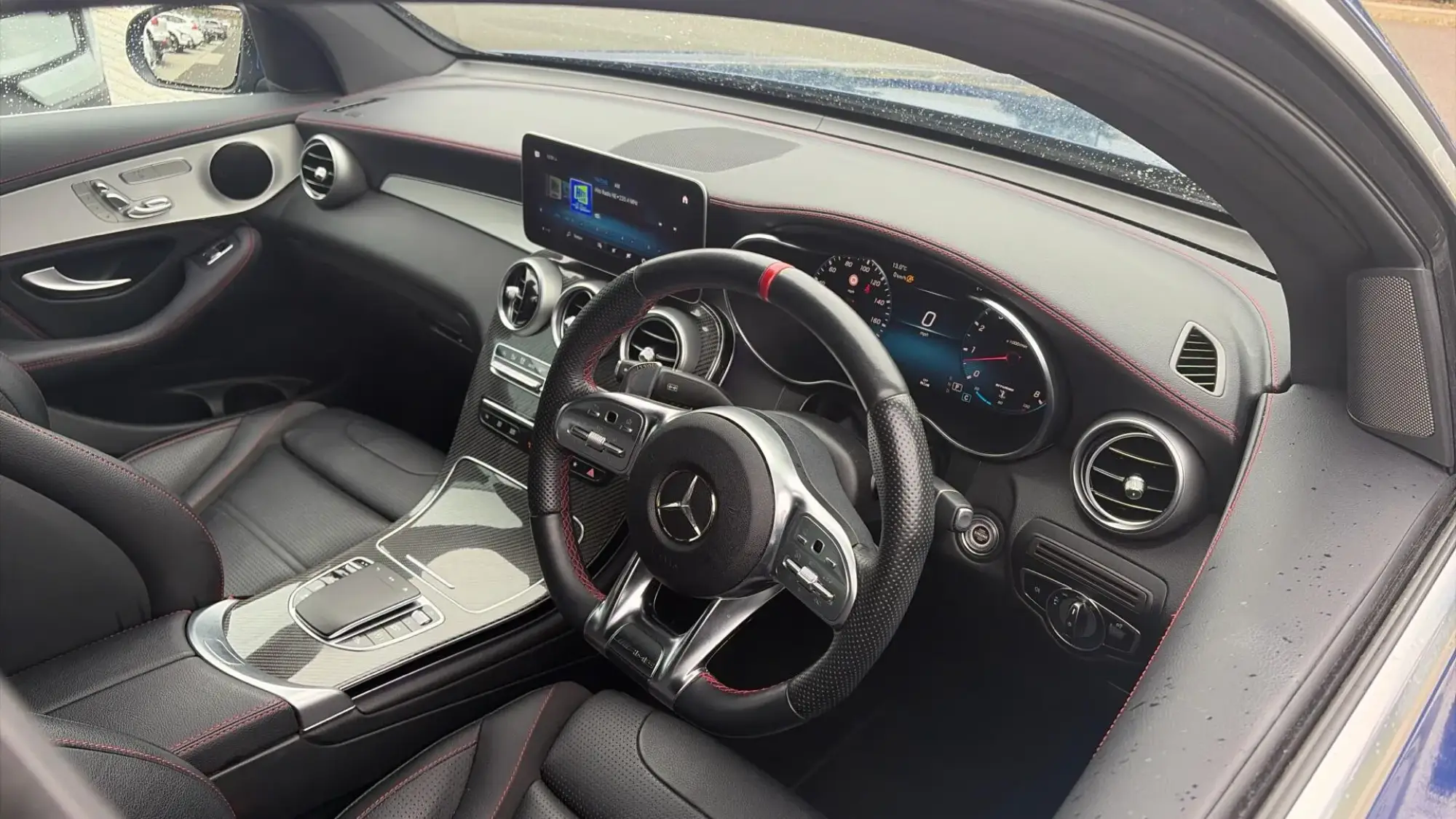 Mercedes-Benz GLC Image 4 Mercedes-Benz GLC Image 4