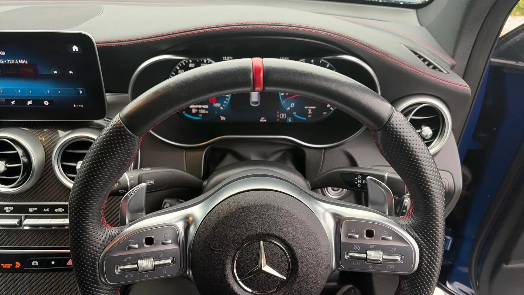 Mercedes-Benz GLC Image 10 Mercedes-Benz GLC Image 10