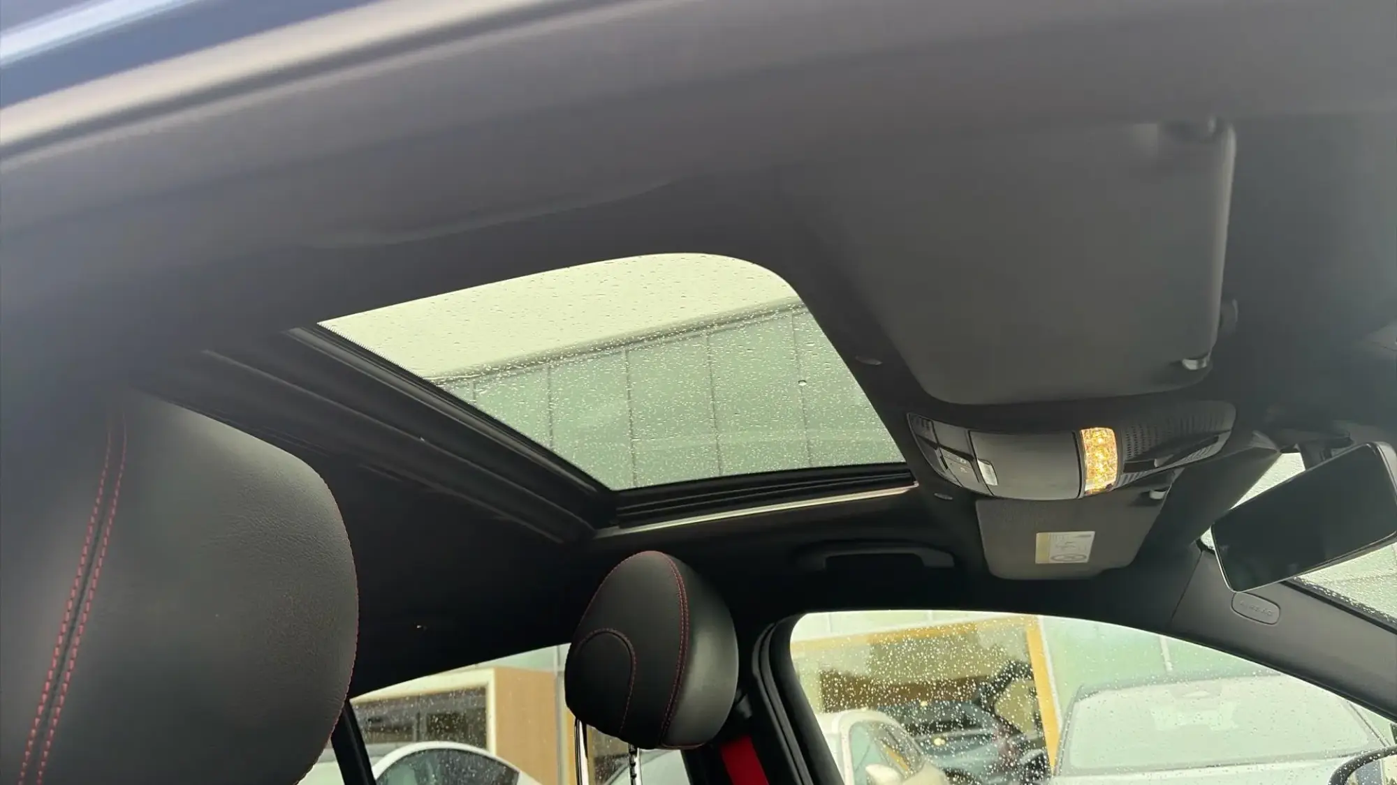 Mercedes-Benz GLC Image 30 Mercedes-Benz GLC Image 30