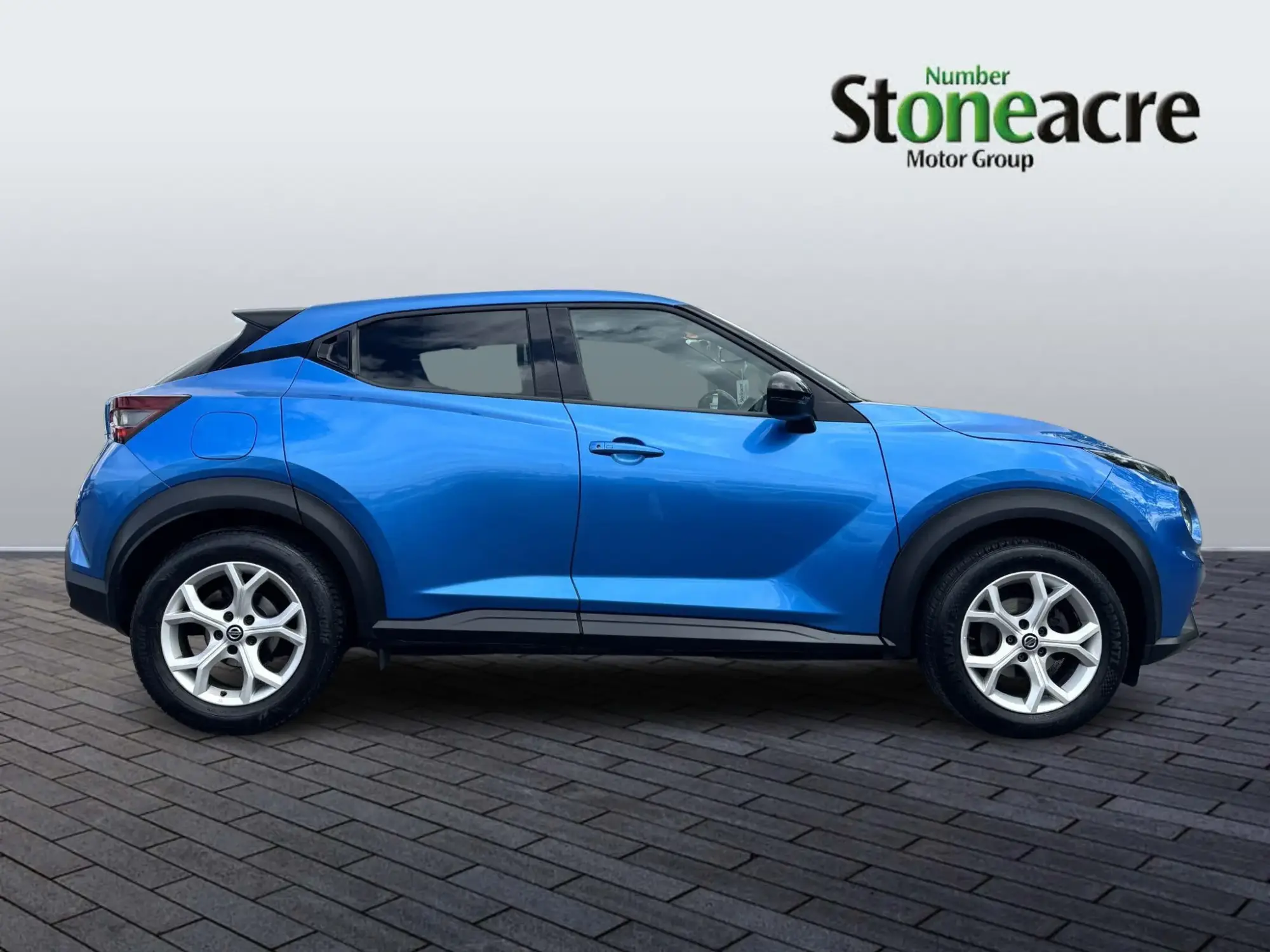 Nissan Juke 1.0 DIG-T N-Connecta SUV 5dr Petrol DCT Auto Euro 6 (s/s) (117 ps) MF20KYH Image 2