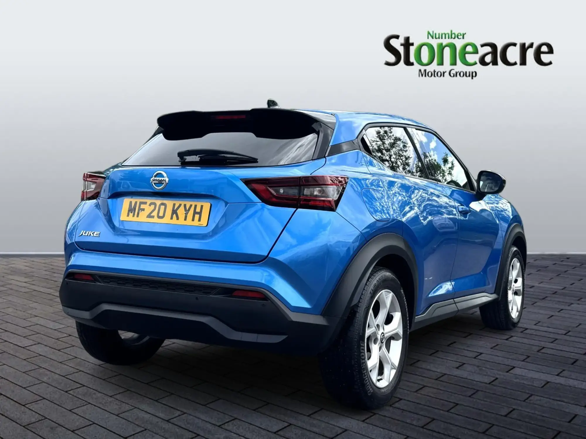 Nissan Juke 1.0 DIG-T N-Connecta SUV 5dr Petrol DCT Auto Euro 6 (s/s) (117 ps) MF20KYH Image 3