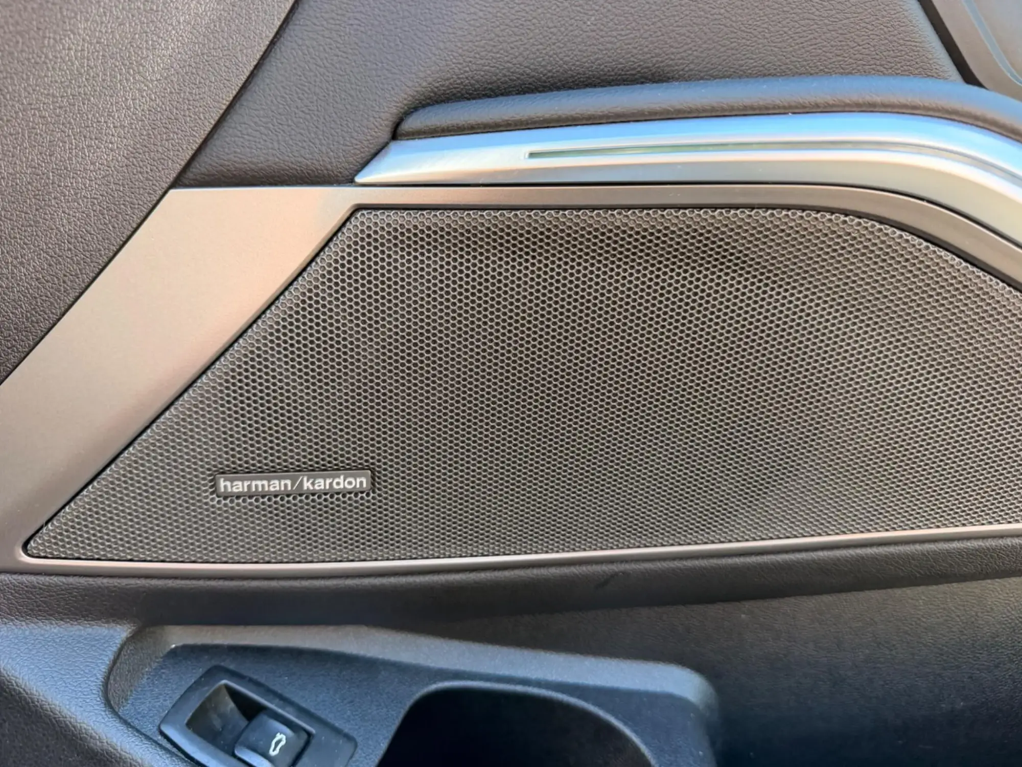 BMW 3 Series Image 16 BMW 3 Series Image 16