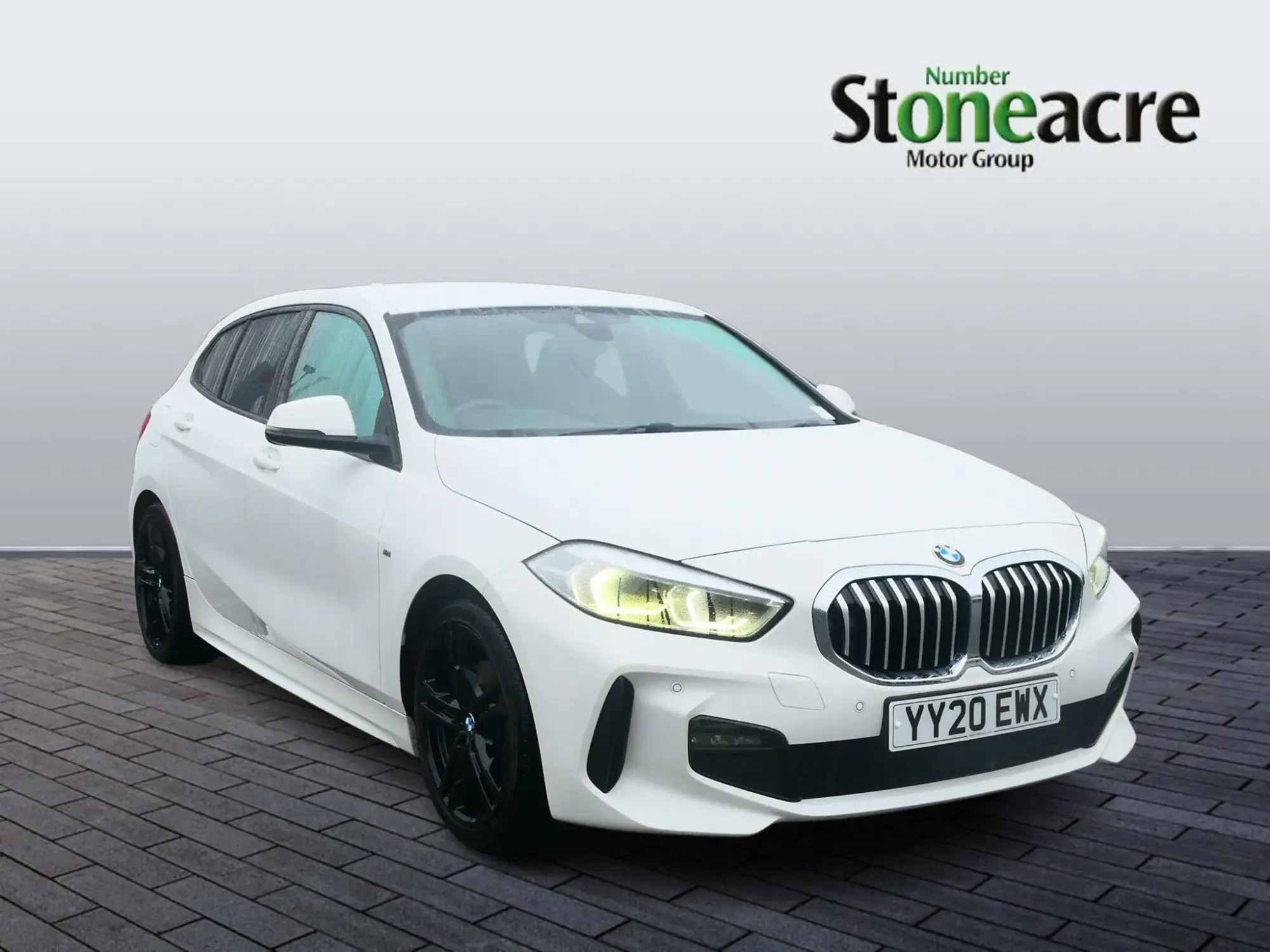 BMW 1 Series 118i M Sport 5dr YY20EWX Image 1