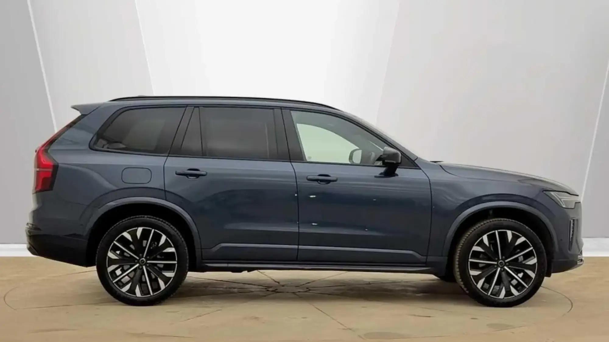 Volvo XC90 Image 2 Volvo XC90 Image 2