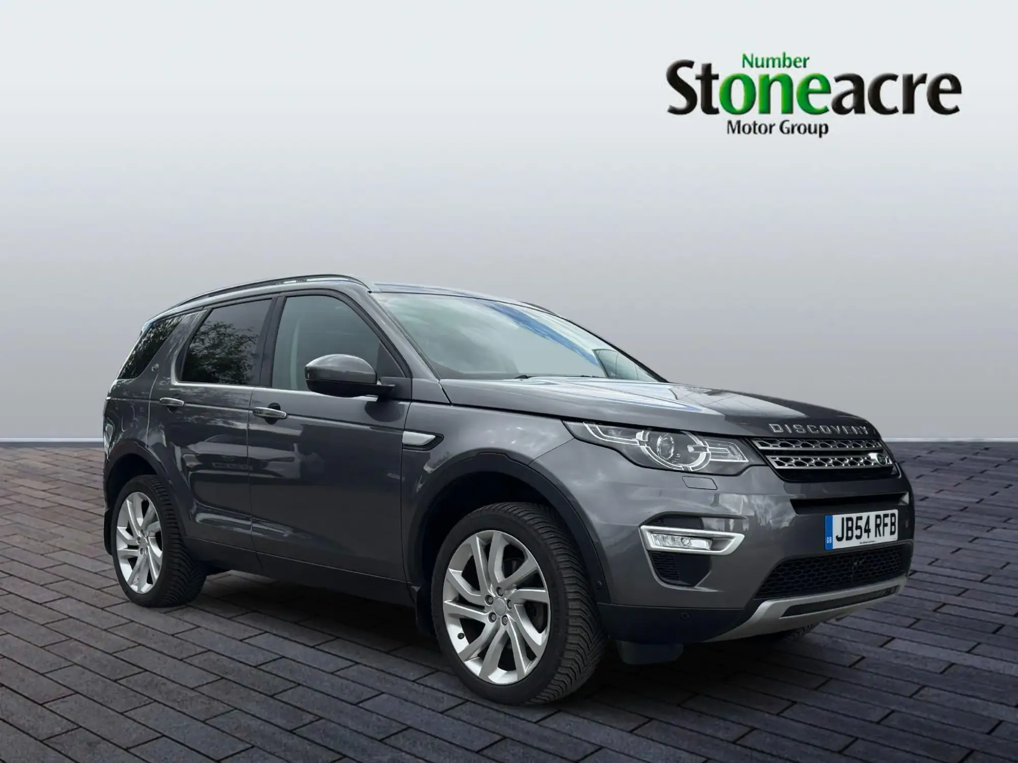 Land Rover Discovery Sport 2.0 TD4 HSE Luxury Auto 4WD Euro 6 (s/s) 5dr KC16MPU Image 1