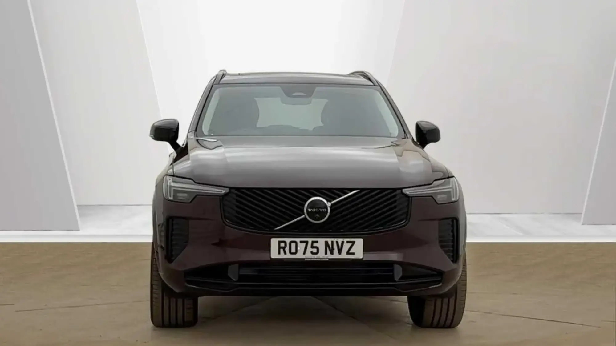 Volvo XC90 Plug-In Hybrid Image 8