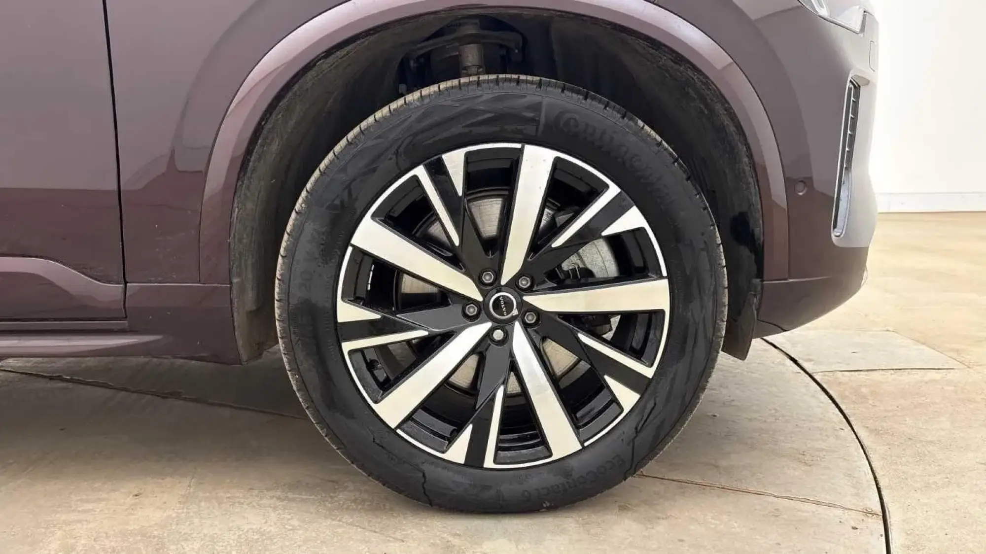 Volvo XC90 Plug-In Hybrid Image 15