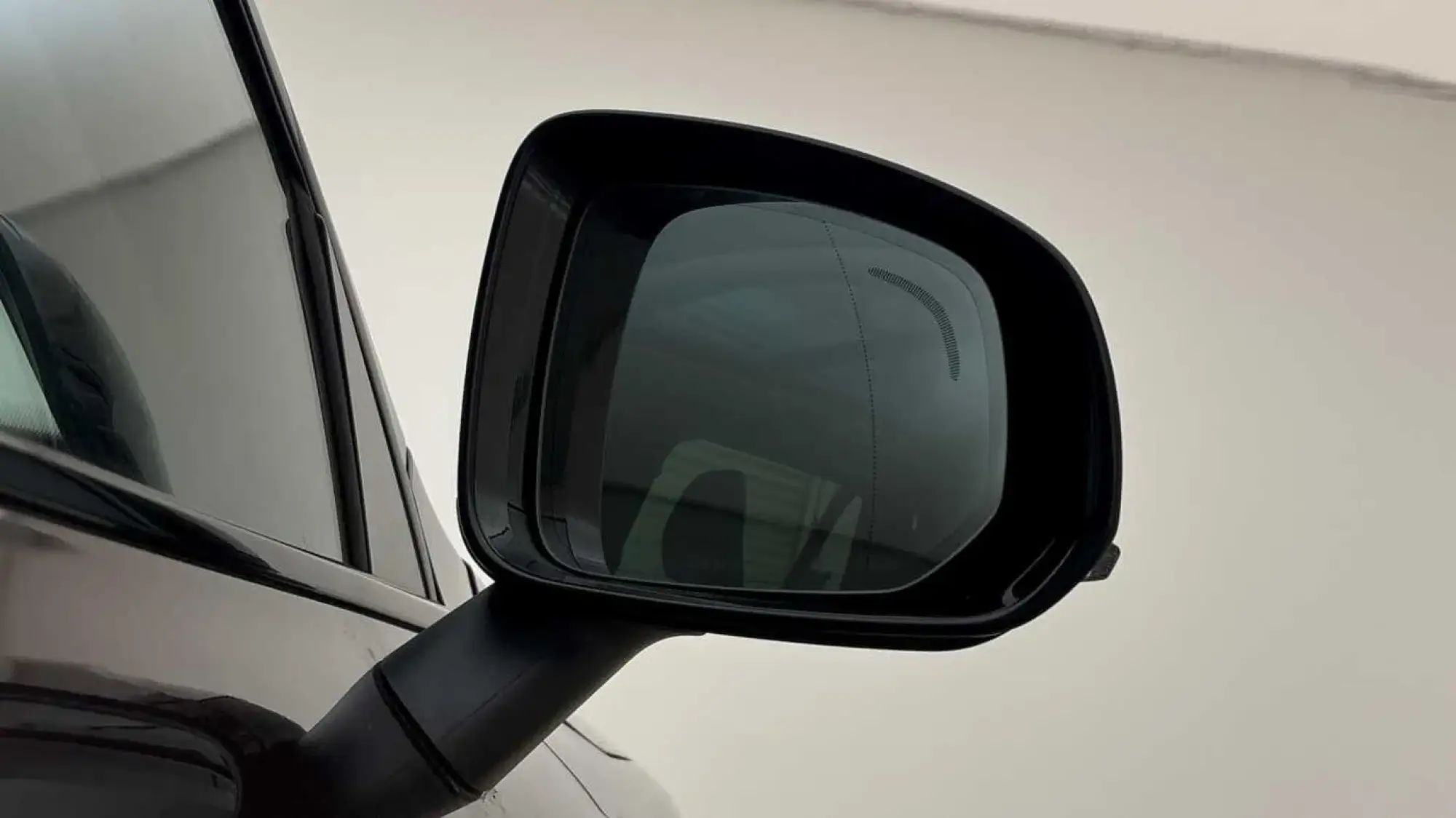 Volvo XC90 Plug-In Hybrid Image 20