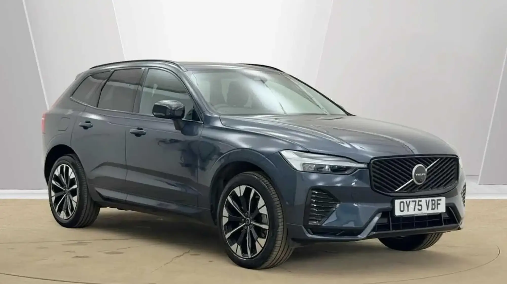 Volvo XC60 2.0 B5 MHEV Plus Pro Auto AWD Euro 6 (s/s) 5dr OY75VBF Image 1