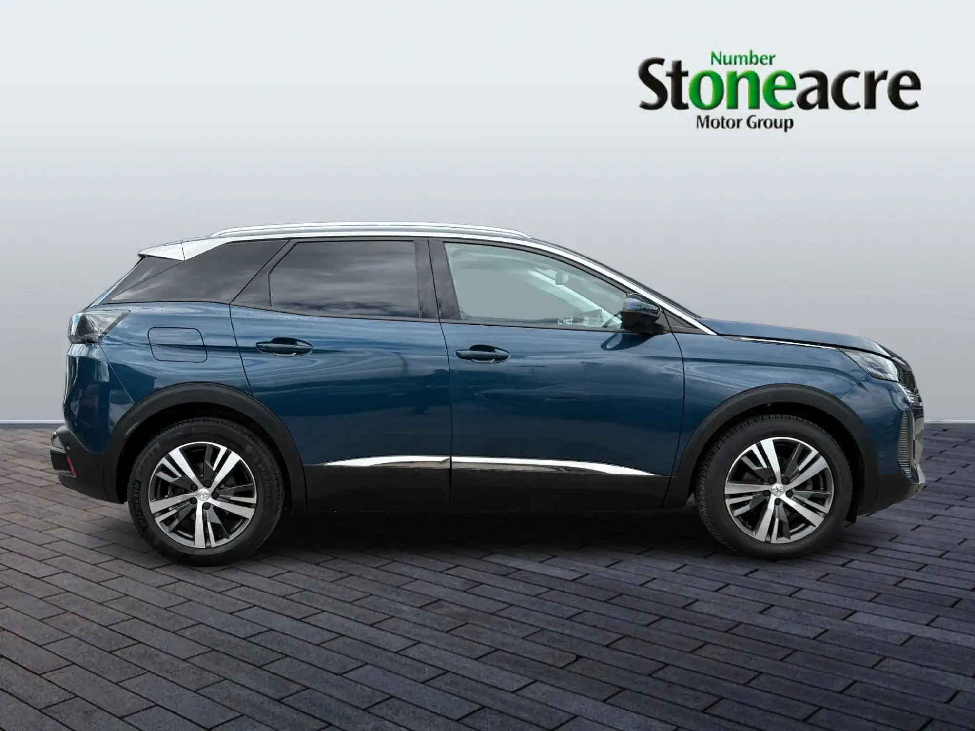 Peugeot 3008 1.2 PureTech Allure Premium 5dr EAT8 YG71KFO Image 2
