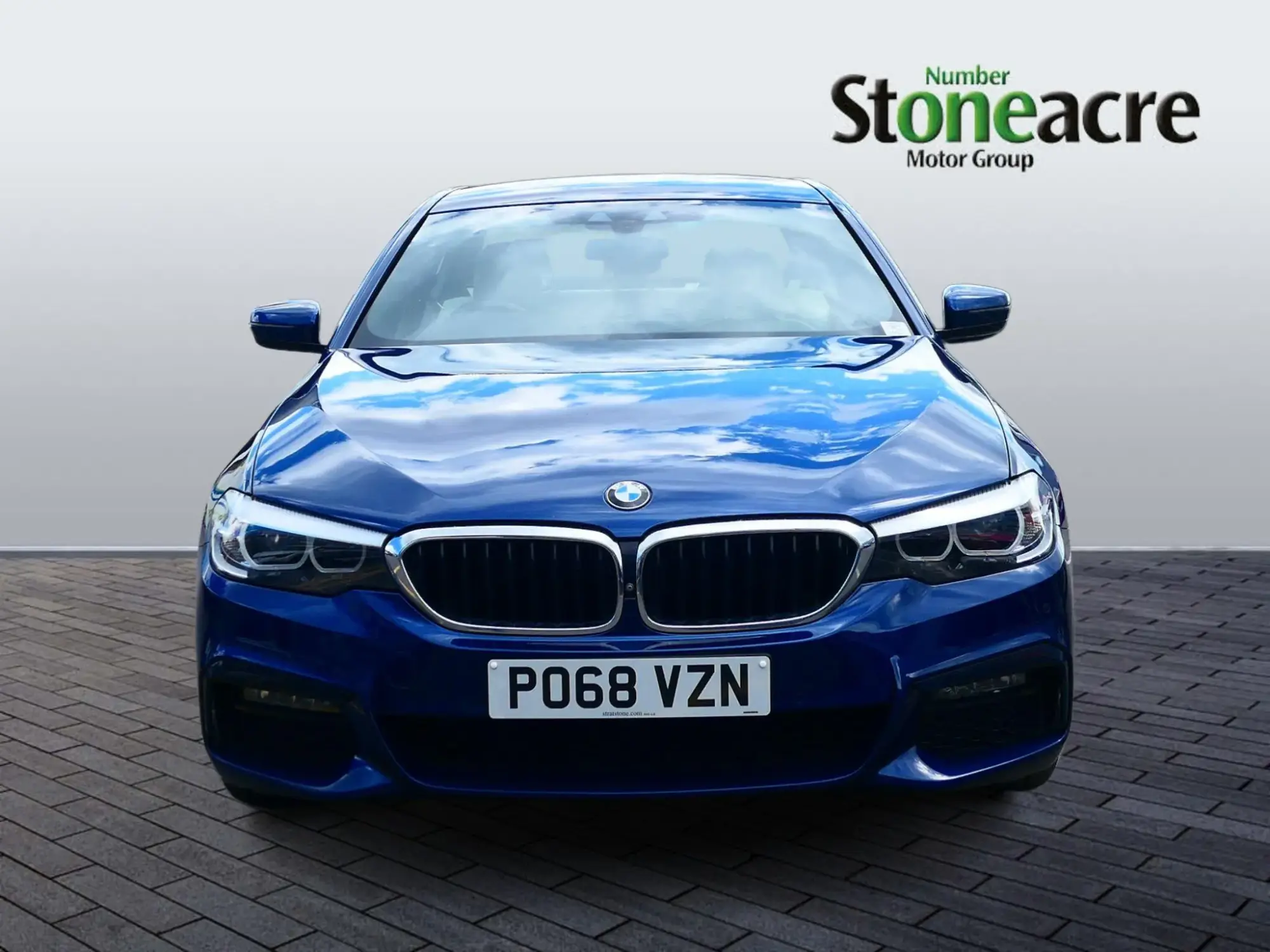 BMW 5 Series 530e M Sport iPerformance Saloon PO68VZN Image 2