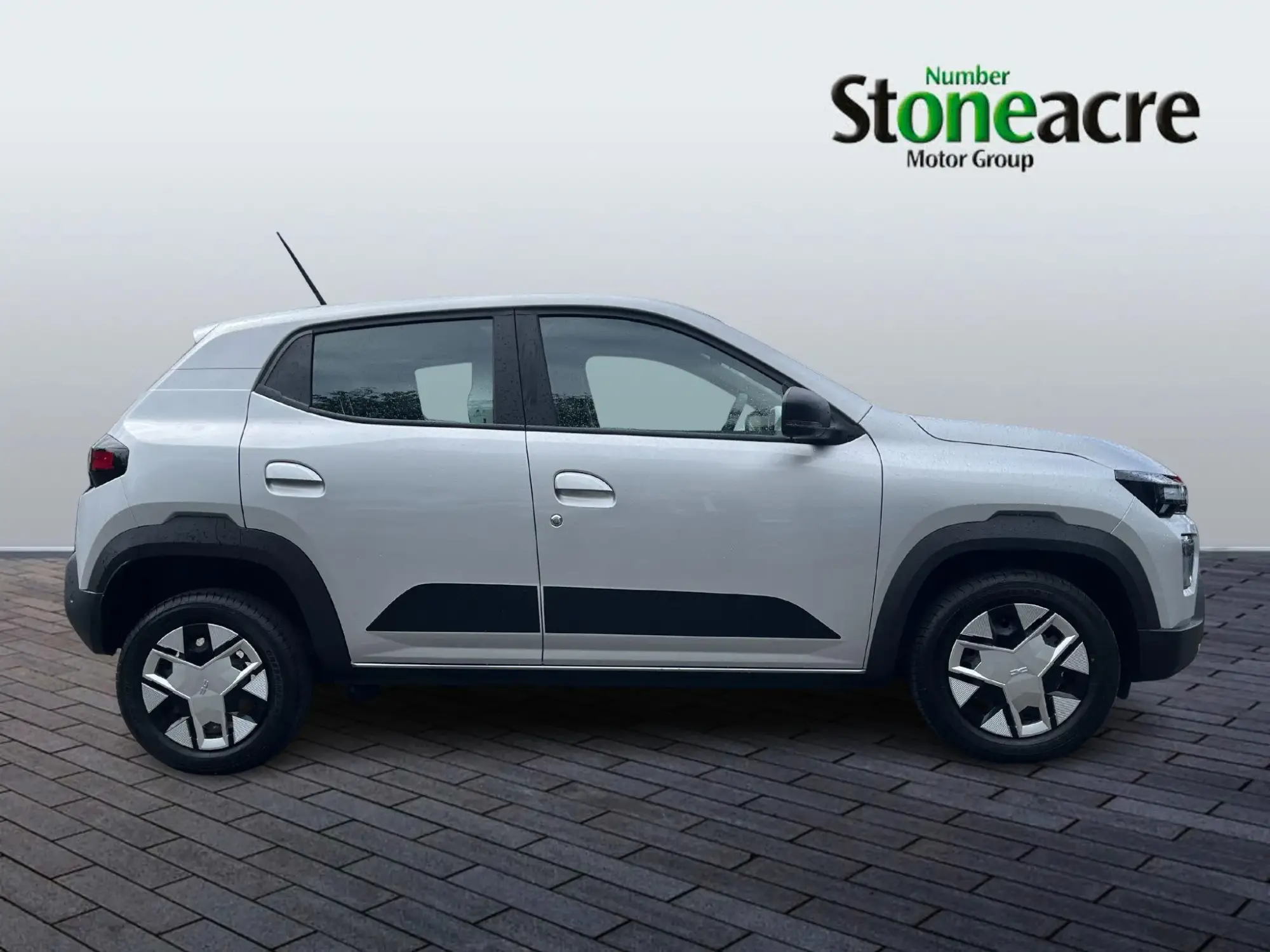 Dacia Spring 45 26.8kWh Expression Auto 5dr NY75GDX Image 2