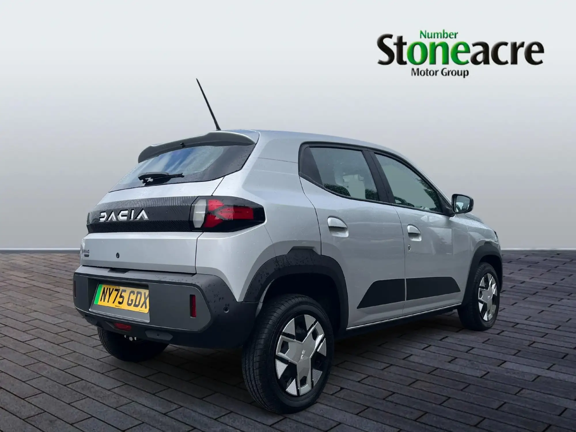 Dacia Spring 45 26.8kWh Expression Auto 5dr NY75GDX Image 3