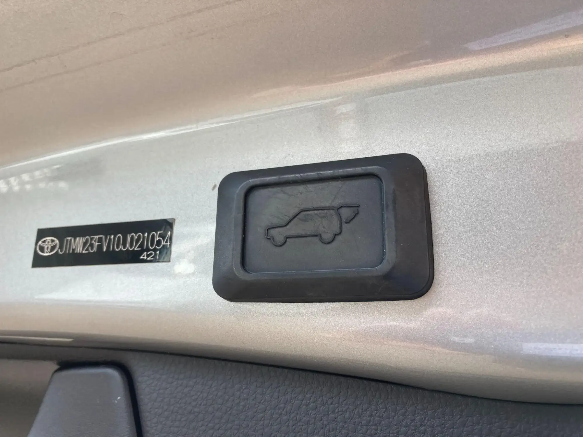 Toyota RAV4 Image 30
