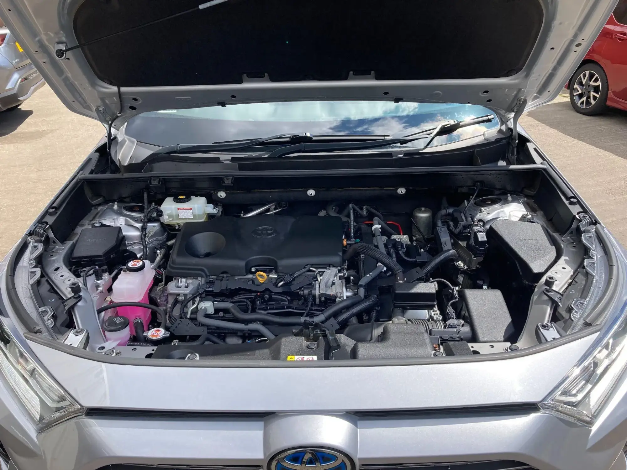 Toyota RAV4 Image 32