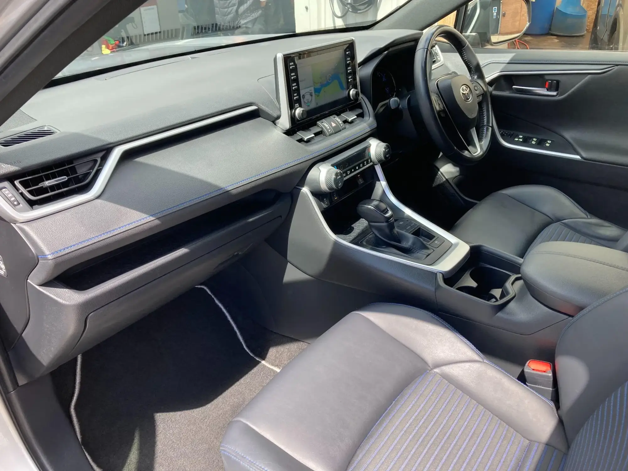 Toyota RAV4 Image 33