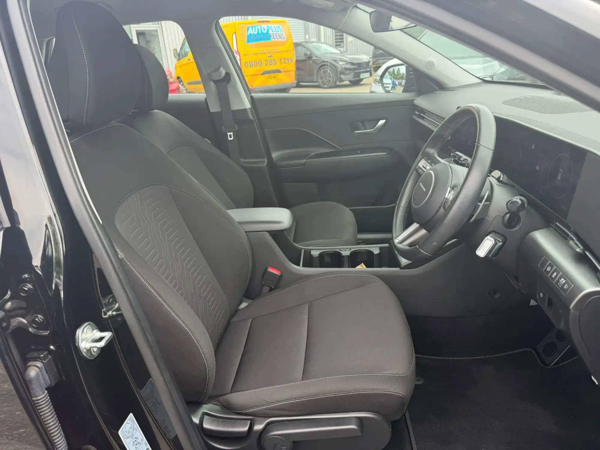 Hyundai KONA Image 16