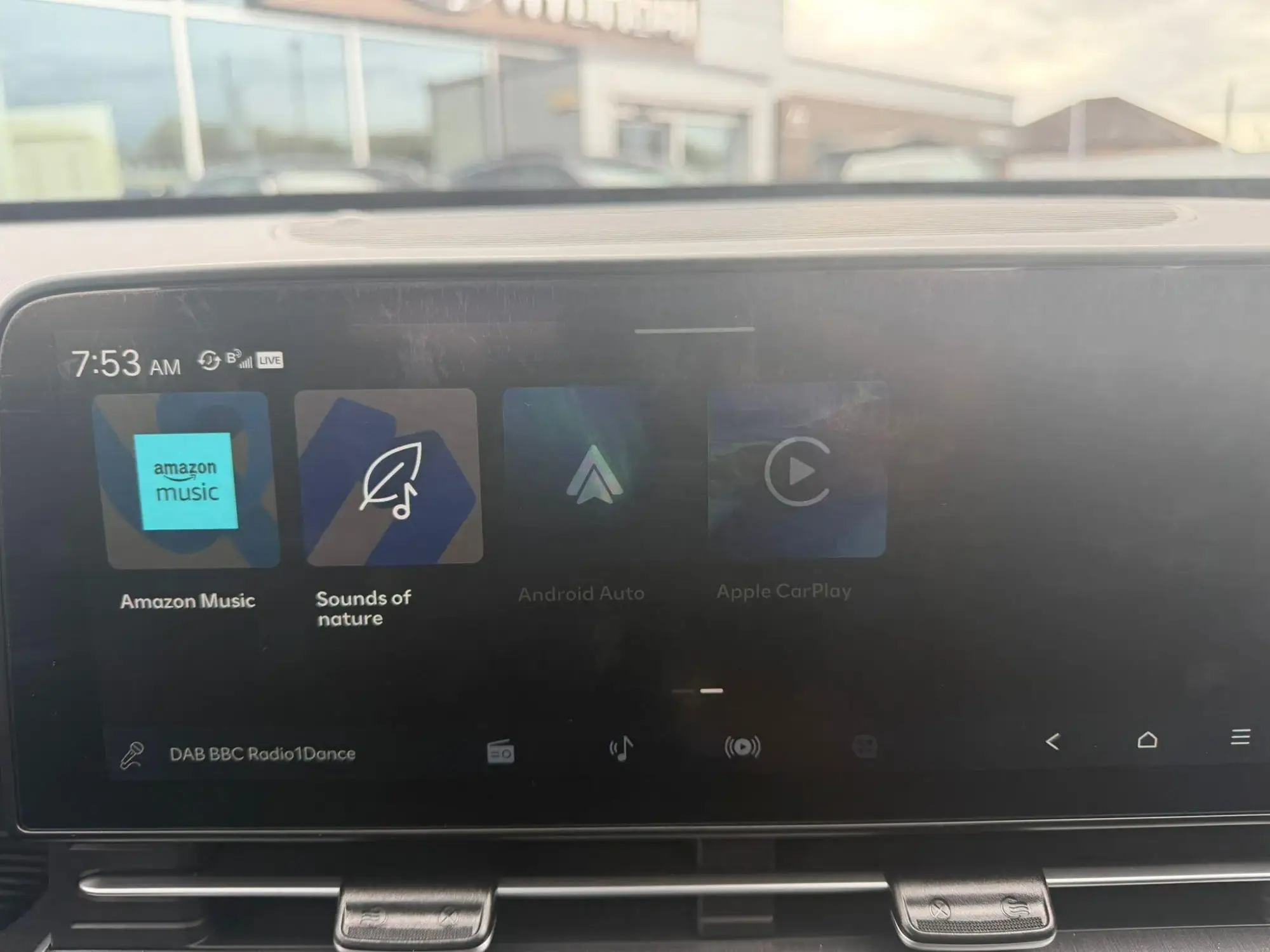 Hyundai KONA Image 24